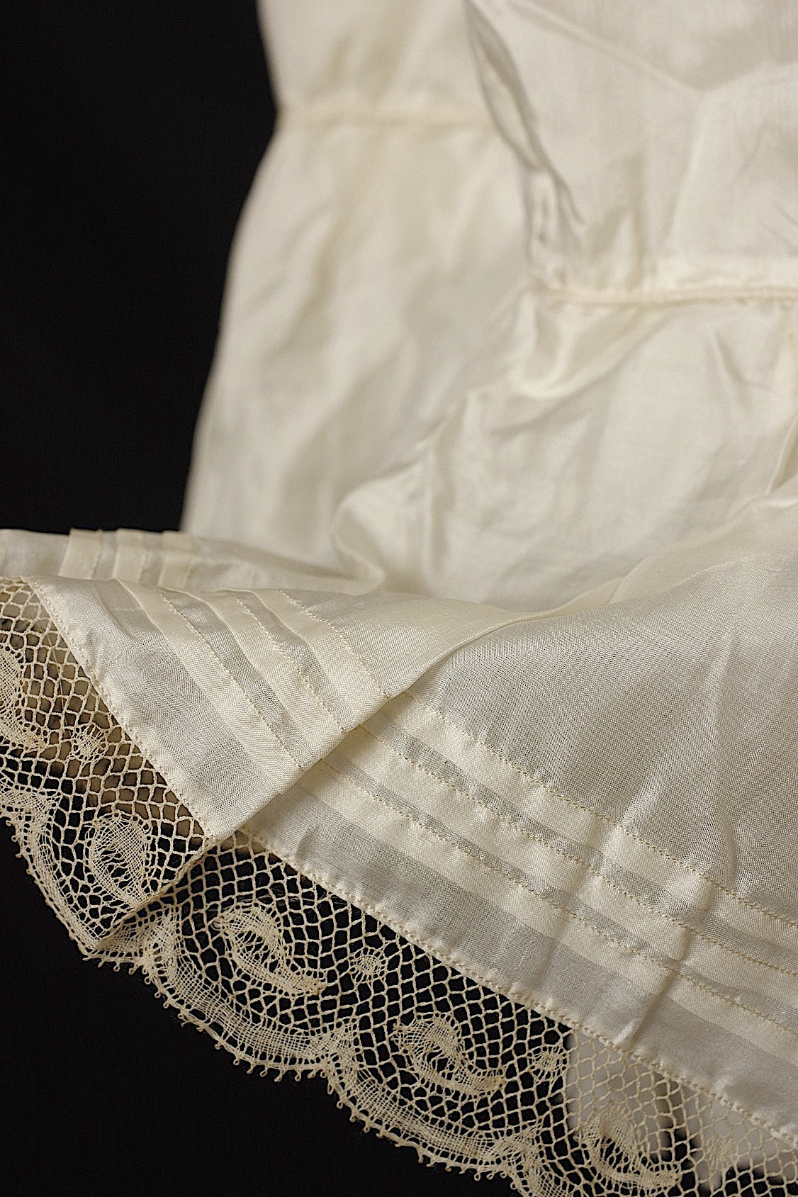 アンティーク古着 vêtement antiqueアンティークスカート .FR a l'epoque