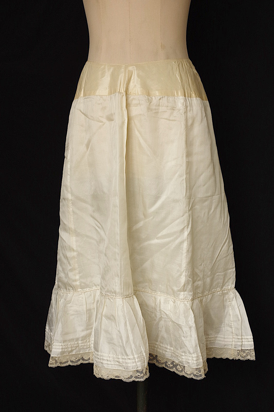 アンティーク古着 vêtement antiqueアンティークスカート .FR a l'epoque