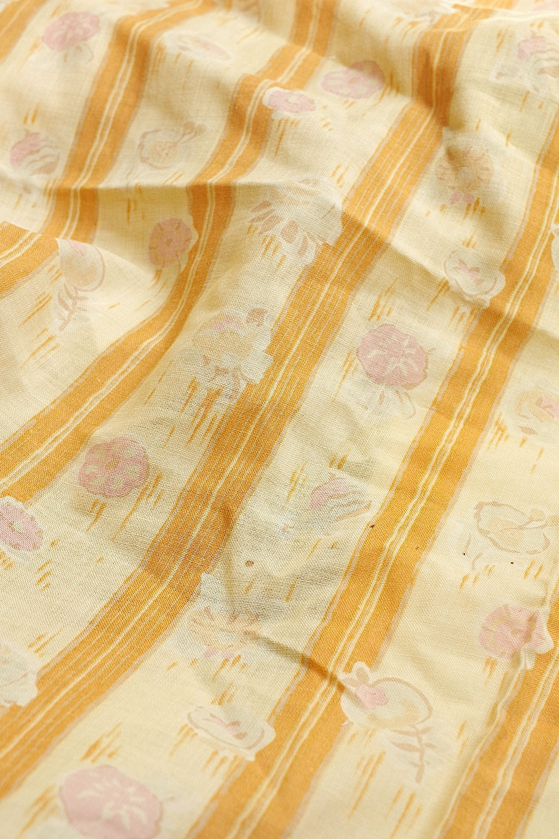 アンティーク生地 mercrie antique tissu .FR a l'epoque
