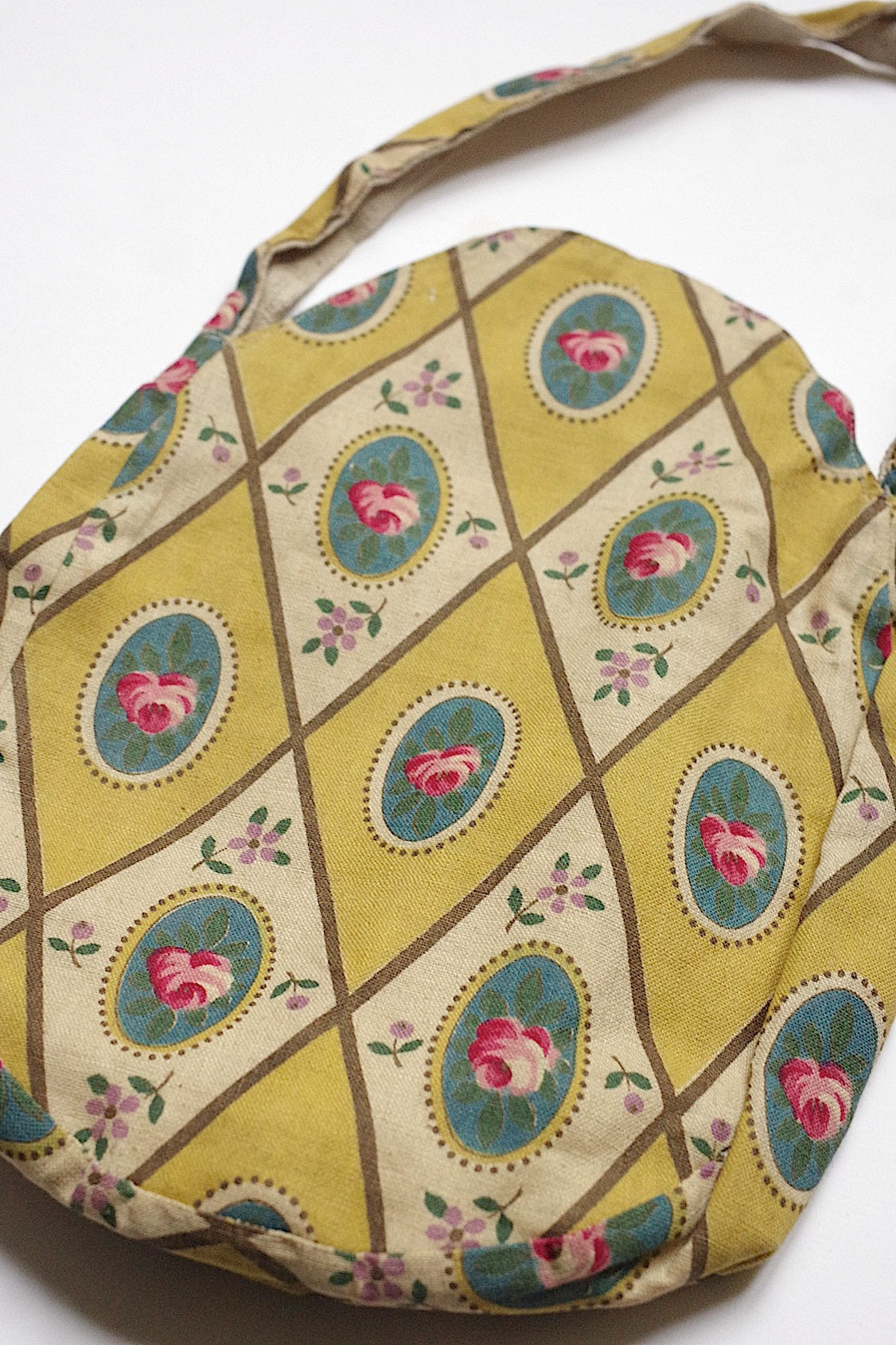 アンティーク ポーチ sac antique 1 .FR a l'epoque