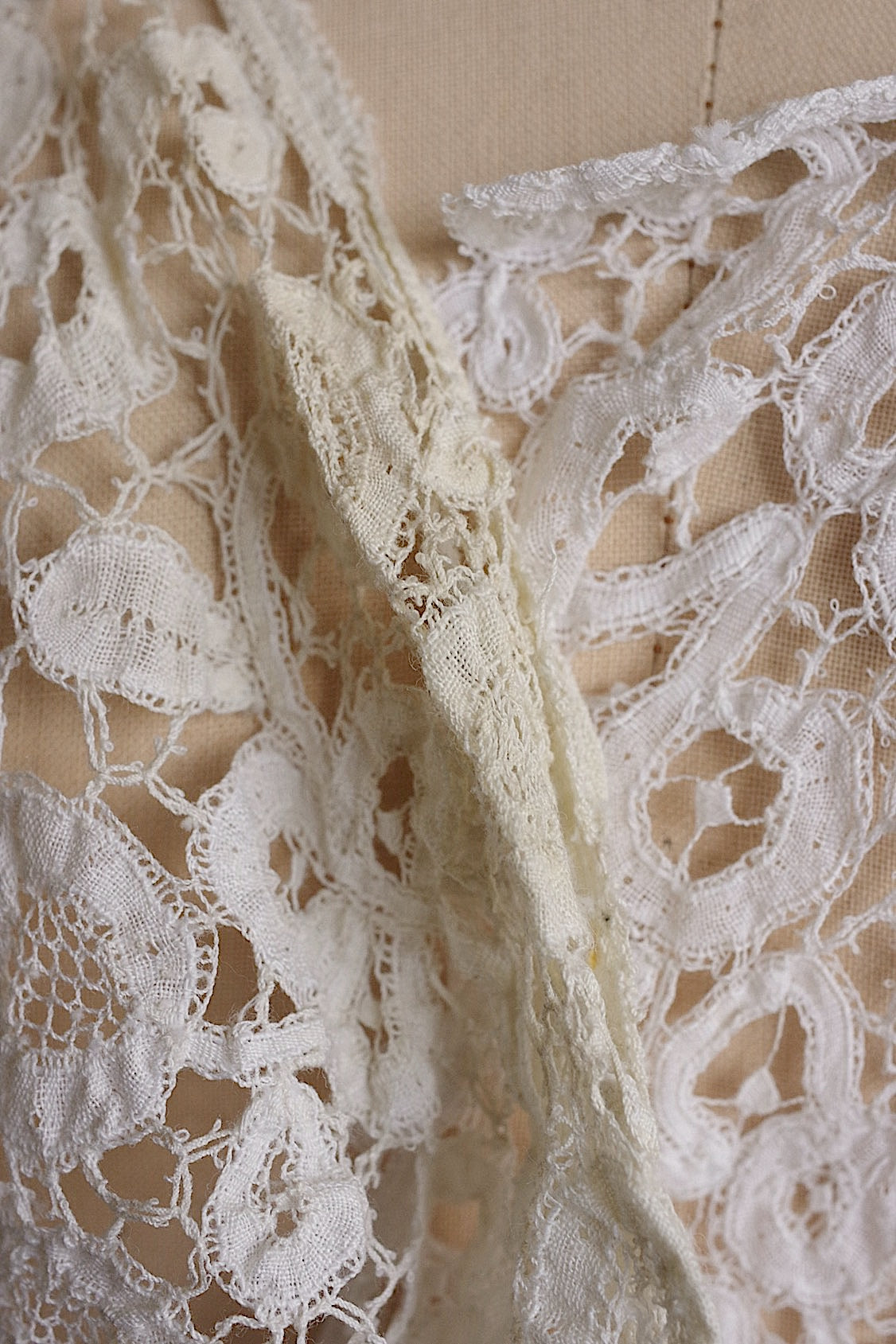 アンティークレース襟 dentelle antique5 .FR a l'epoque