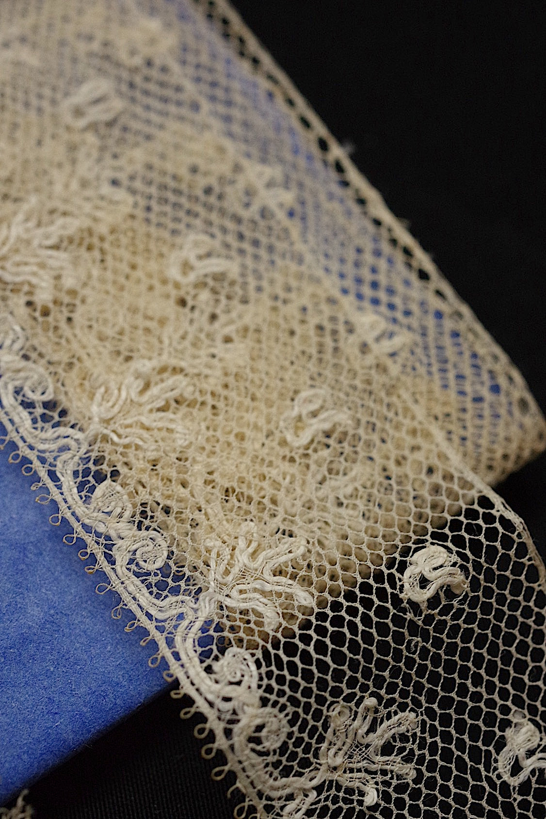 アンティークレース dentelle antique  13種 .FR a l'epoque