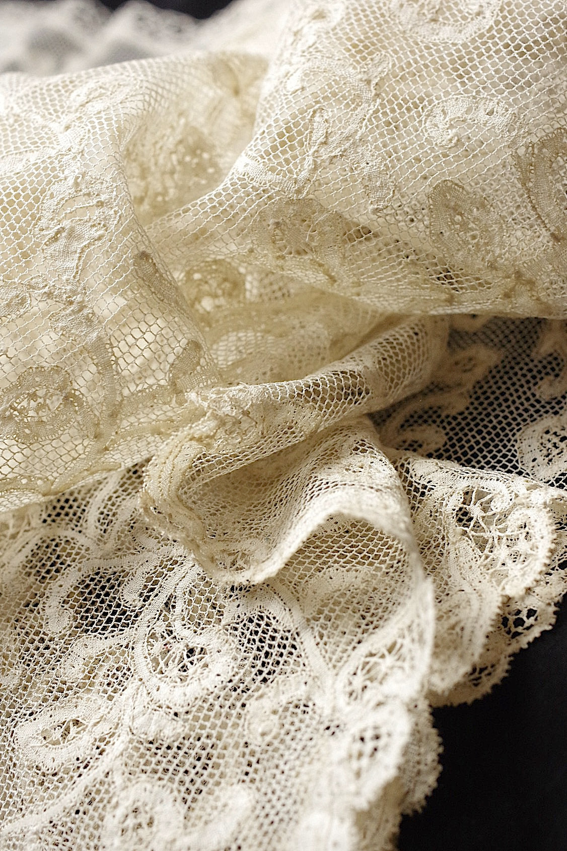 アンティークレース dentelle antique  394cm .FR a l'epoque
