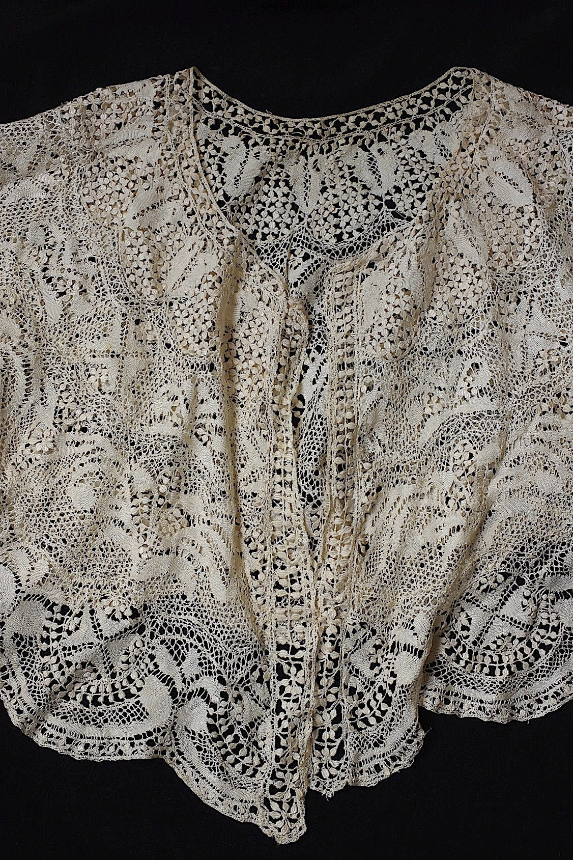 アンティークレース dentelle antique  襟 .FR a l'epoque