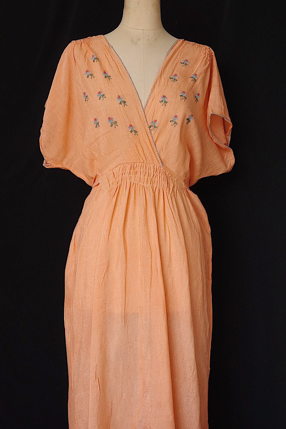 ヴィンテージワンピース vêtement vintage .FR a l'epoque