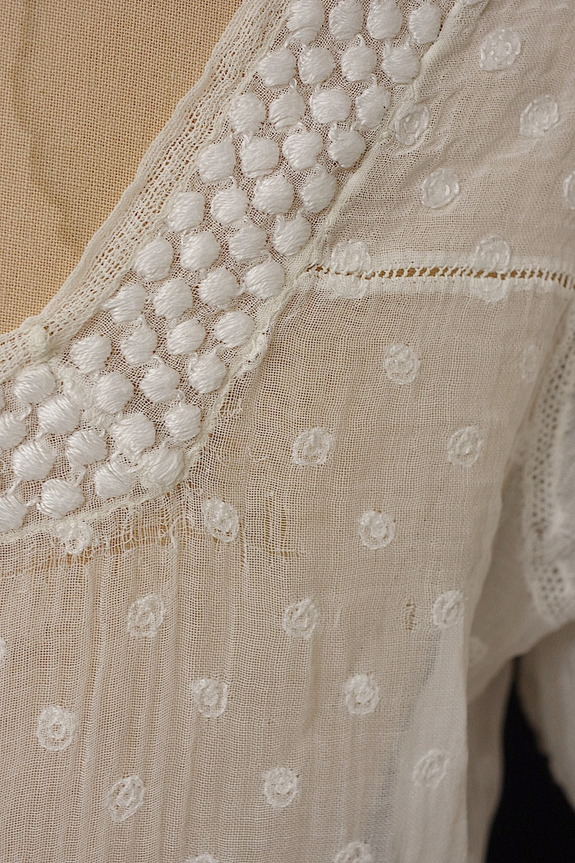 アンティークドレス vêtement antique 2 .FR a l'epoque