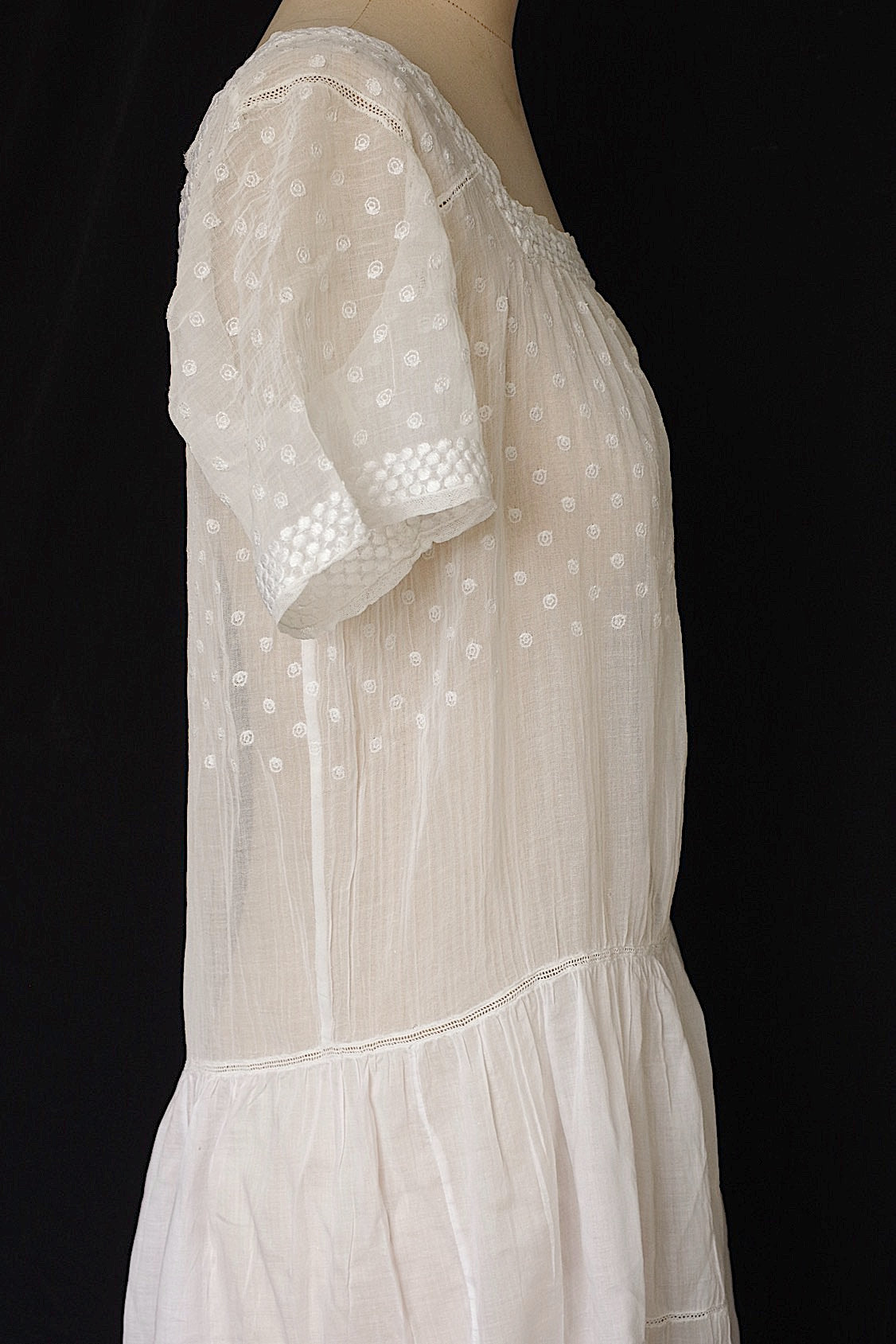 アンティークドレス vêtement antique 2 .FR a l'epoque