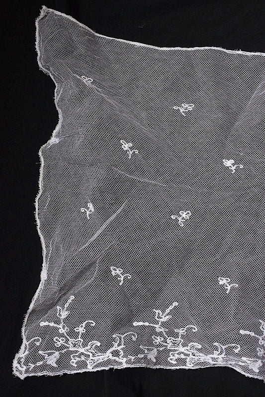 アンティークレース dentelle antique 2種 .FR a l'epoque