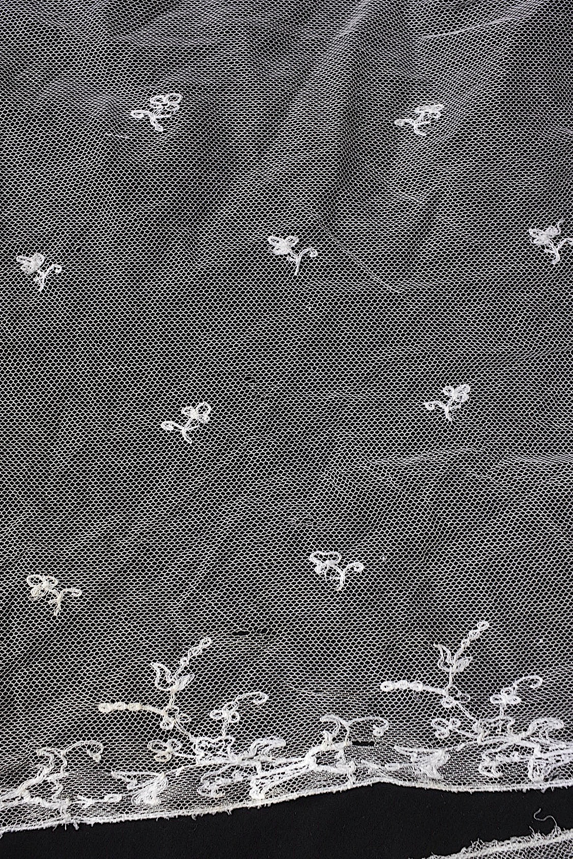 アンティークレース dentelle antique  2種 .FR a l'epoque