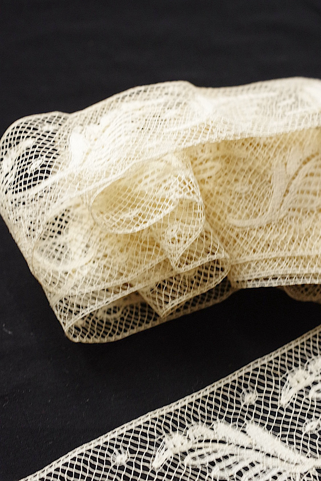 アンティークレース dentelle antique  558cm .FR a l'epoque