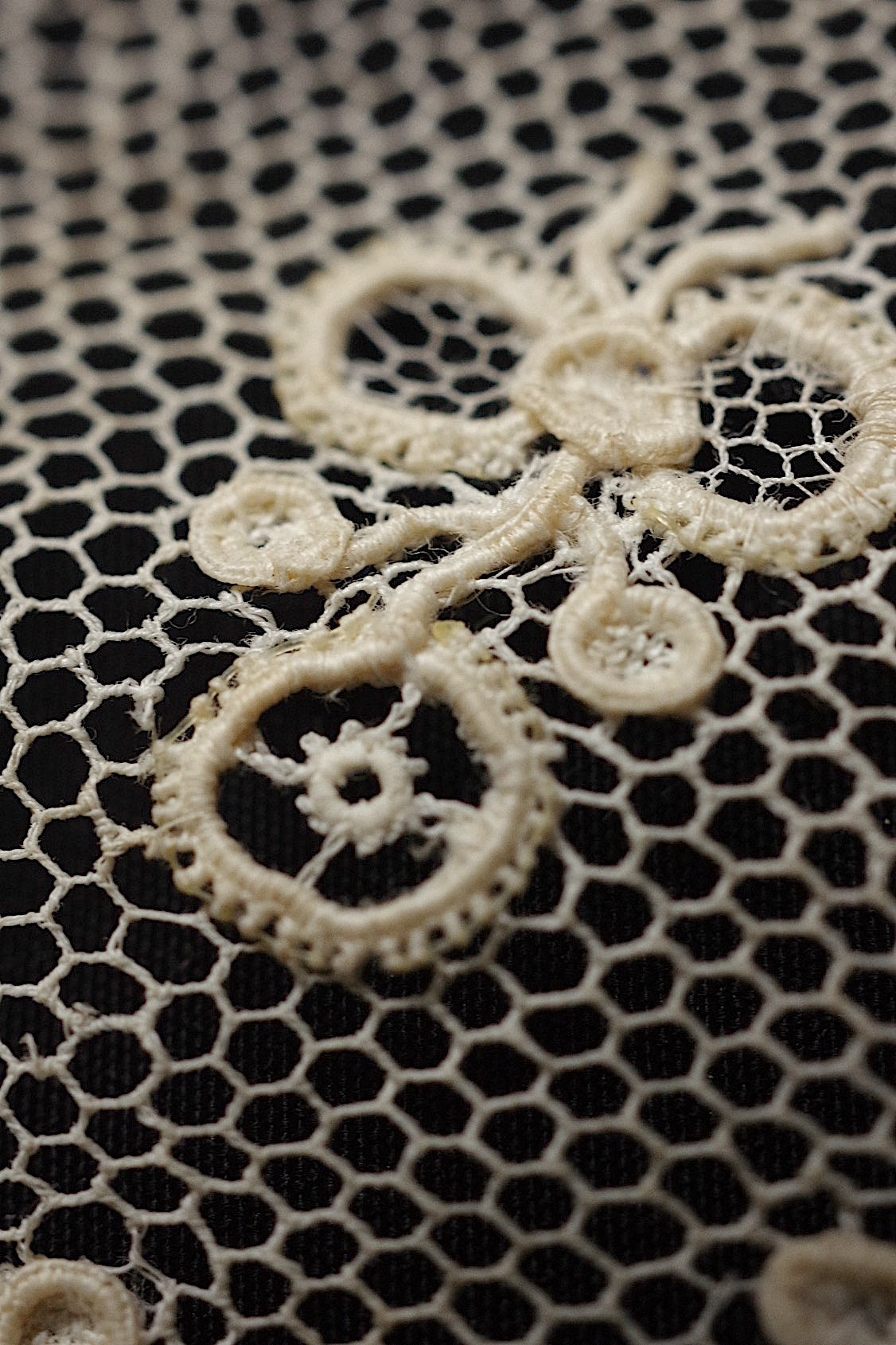 アンティークレース dentelle antique  280cm .FR a l'epoque