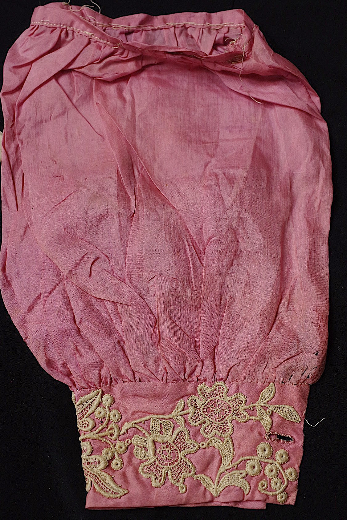 アンティークレース dentelle antique  袖ペア +片腕 .FR a l'epoque