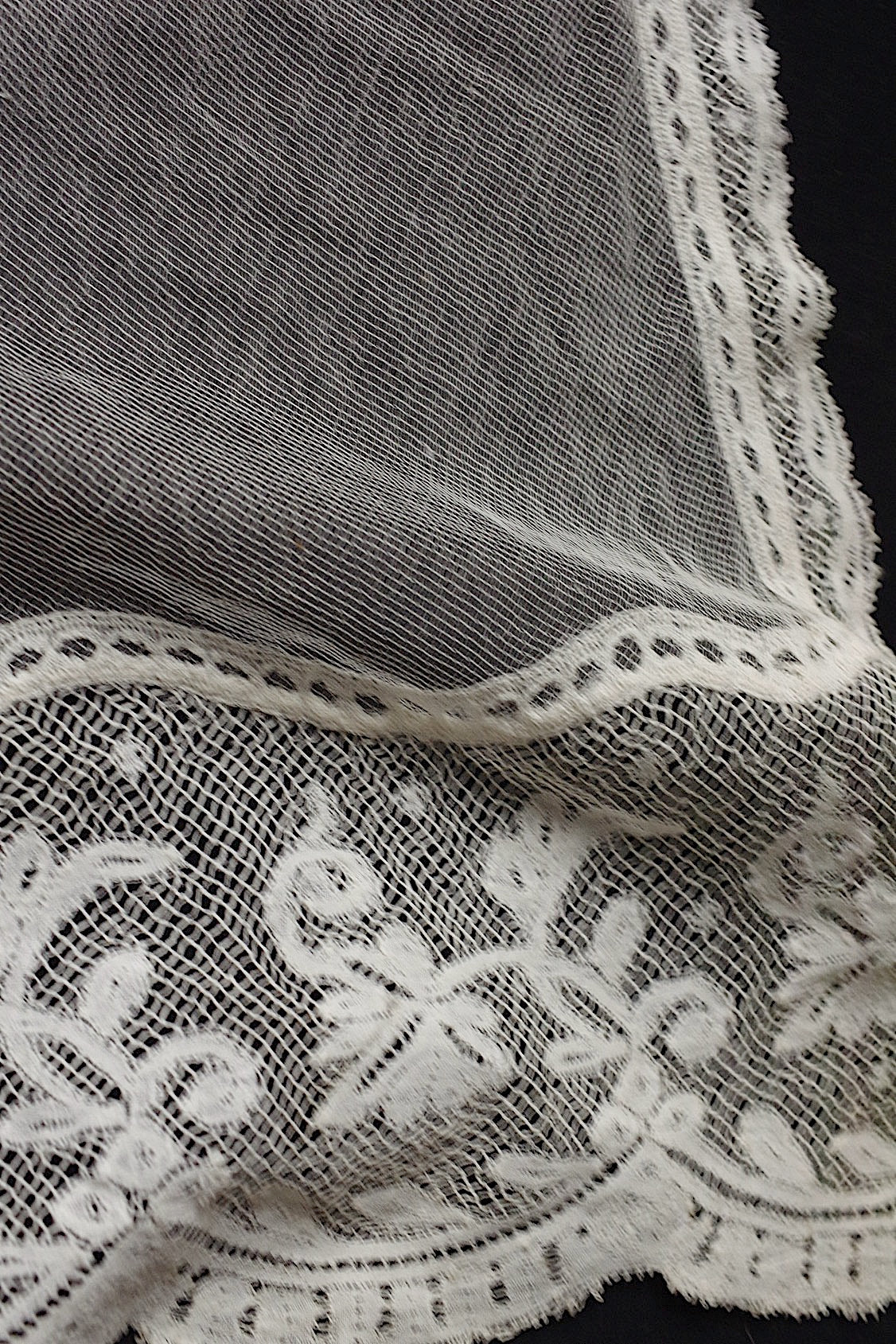 アンティークレース dentelle antique  素材用 ベール2 .FR a l'epoque