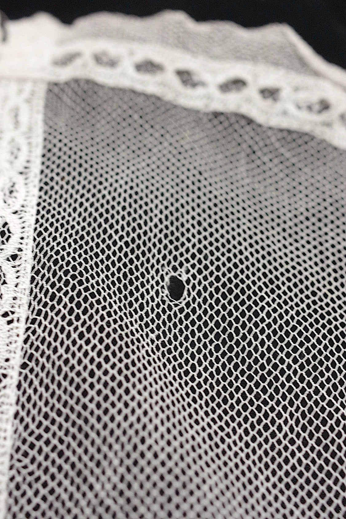 アンティークレース dentelle antique  素材用 ベール2 .FR a l'epoque