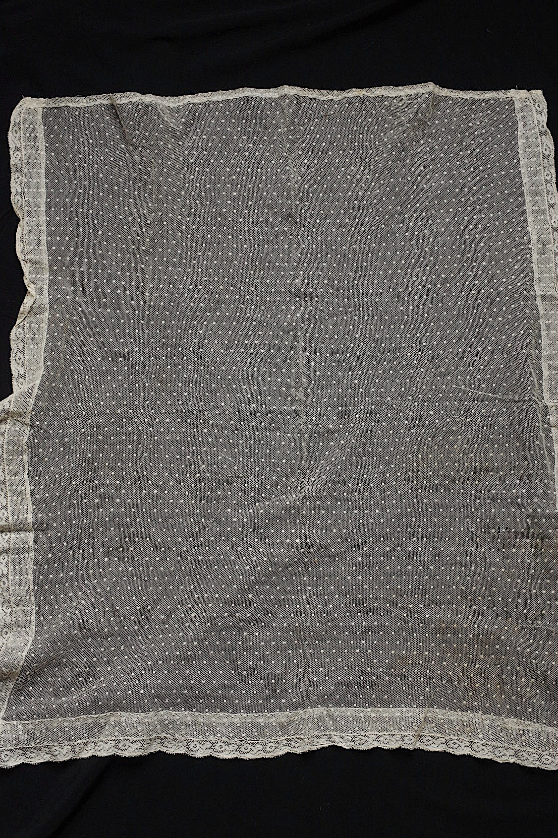 アンティークレース dentelle antique  素材用 ベール2 .FR a l'epoque