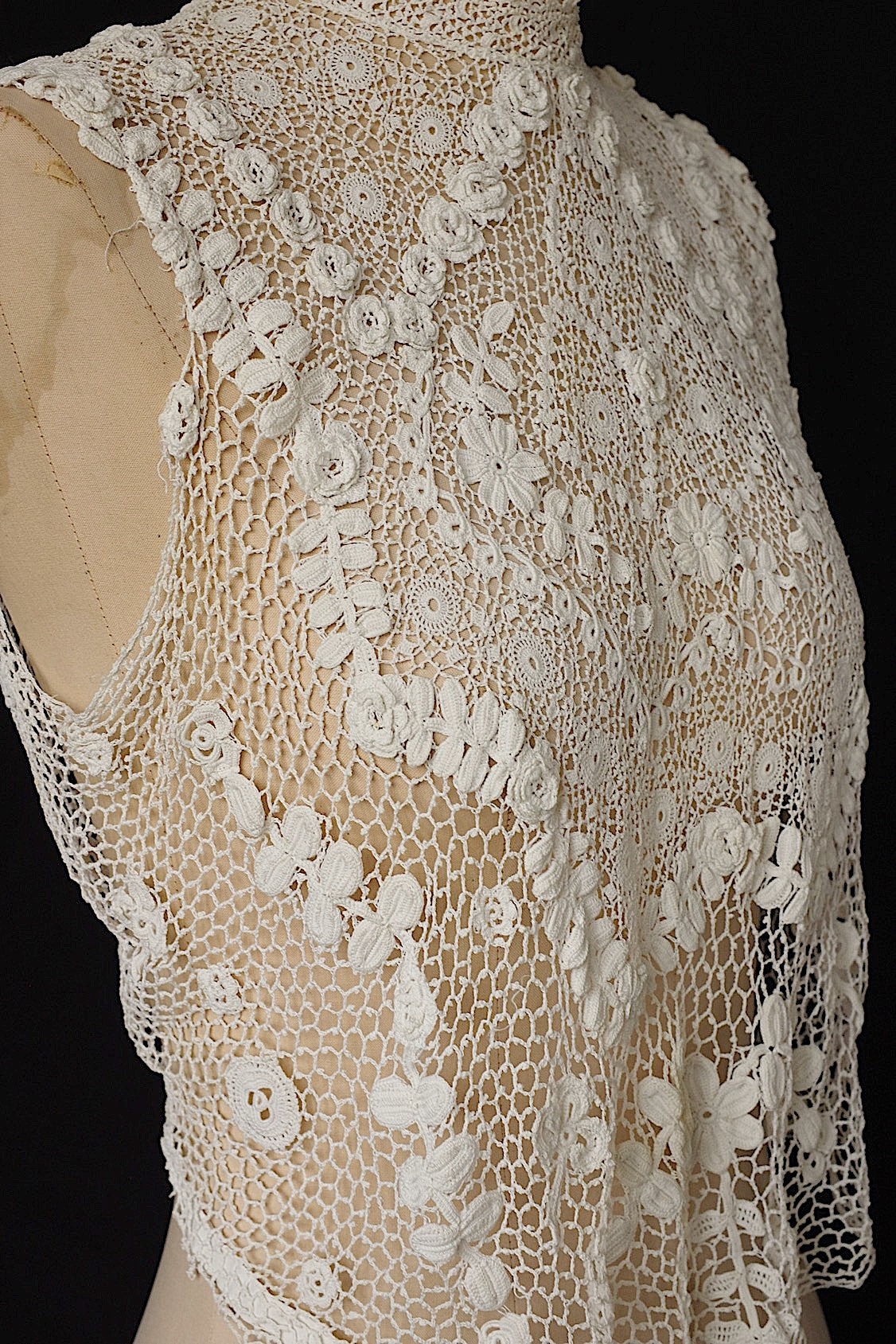 アンティーク古着 vêtement antique アンティーククロシェトップ .FR a l'epoque