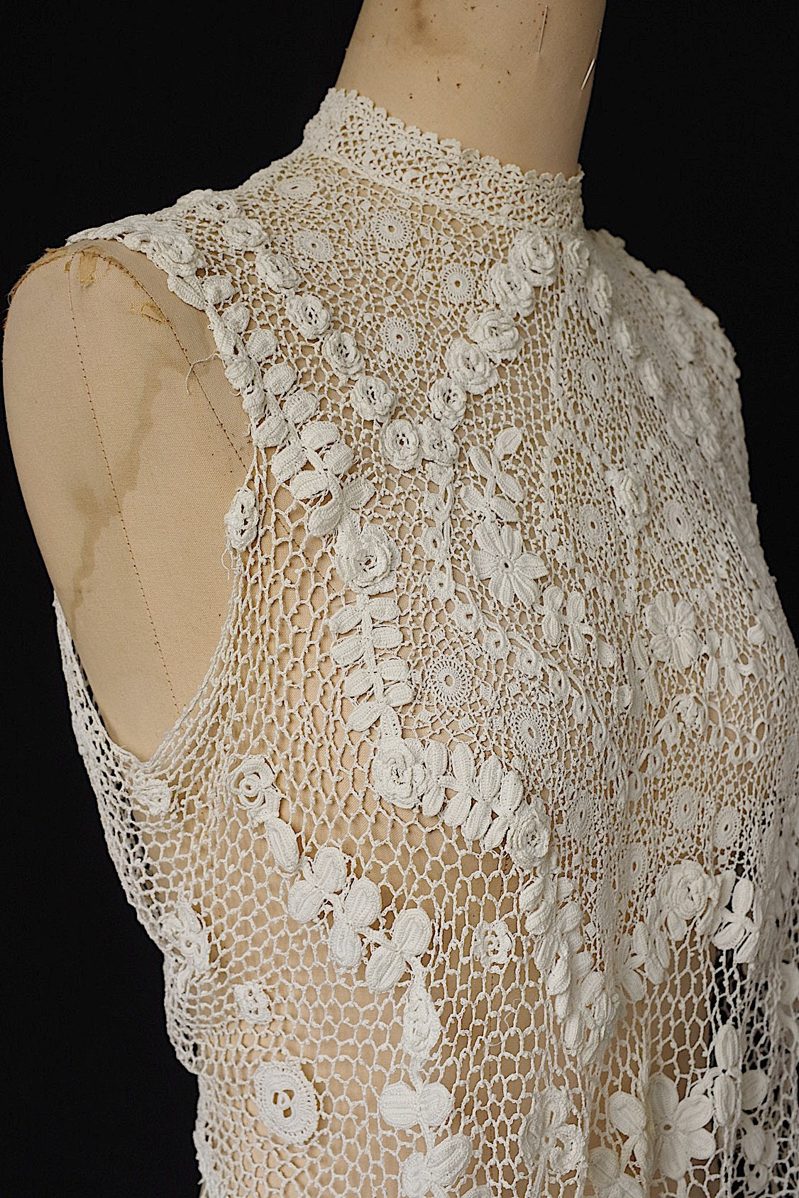 アンティーク古着 vêtement antique アンティーククロシェトップ .FR a l'epoque