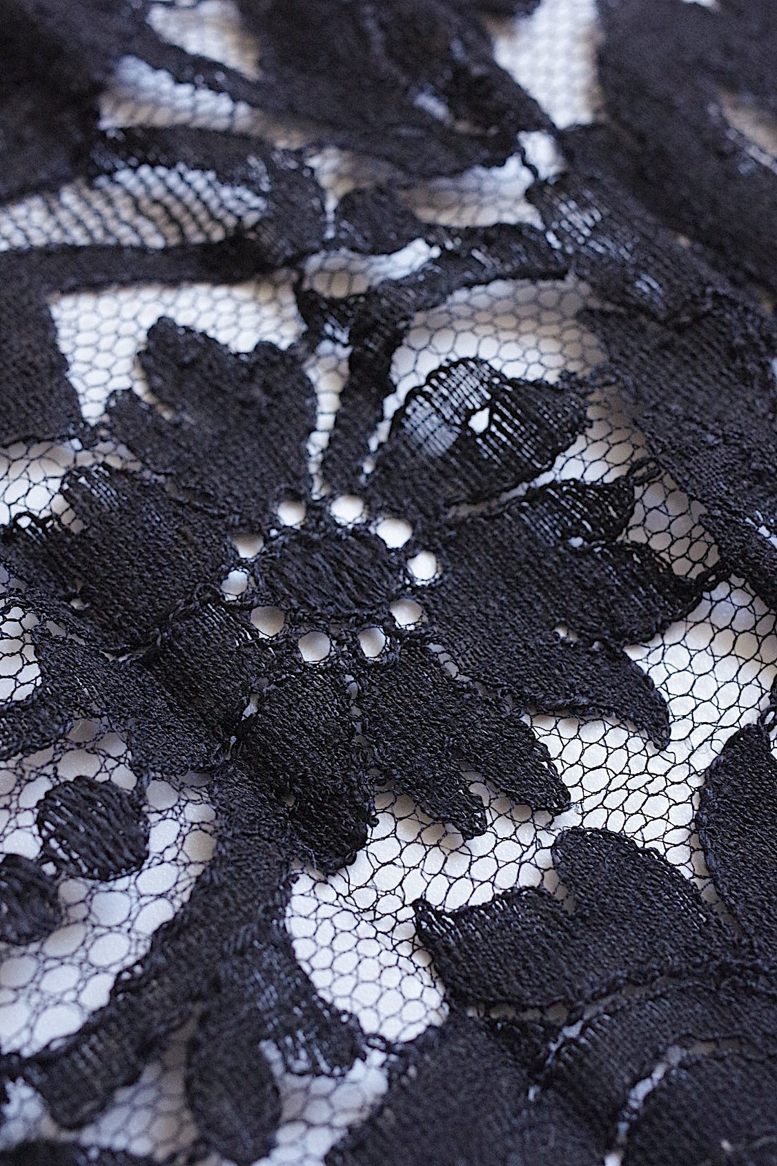 アンティークレース dentelle antique アンティークレース blonde 1 .FR a l'epoque