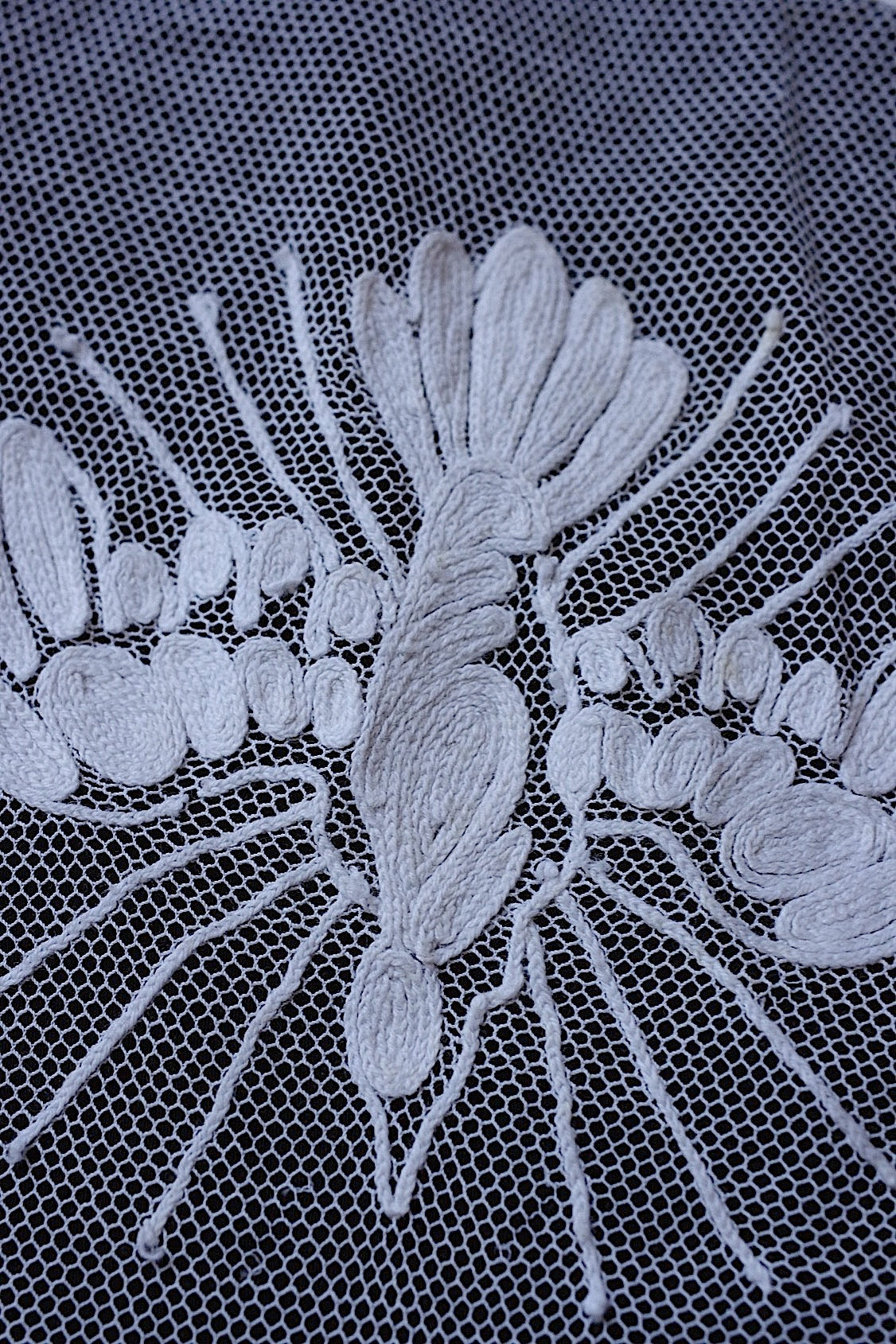 アンティークレース dentelle antique  bas d'aube .FR a l'epoque