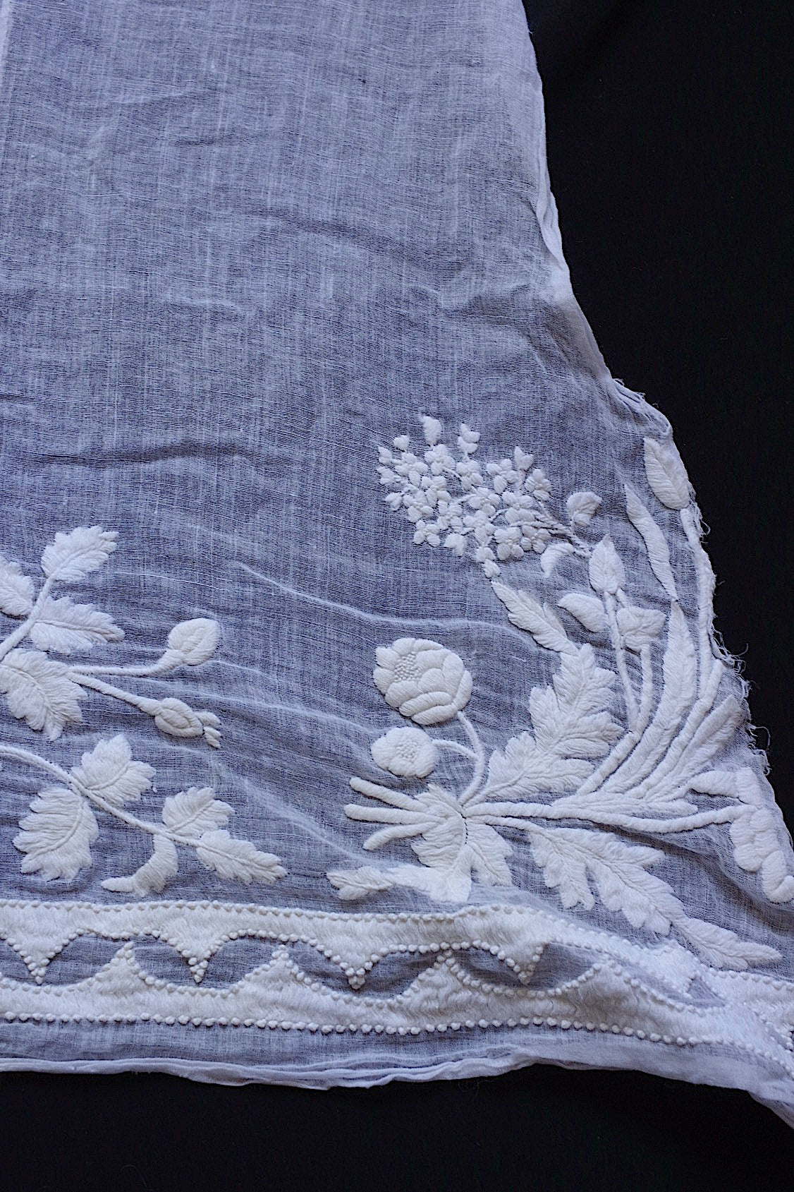 アンティークレース dentelle antique  刺繍ハギレ .FR a l'epoque