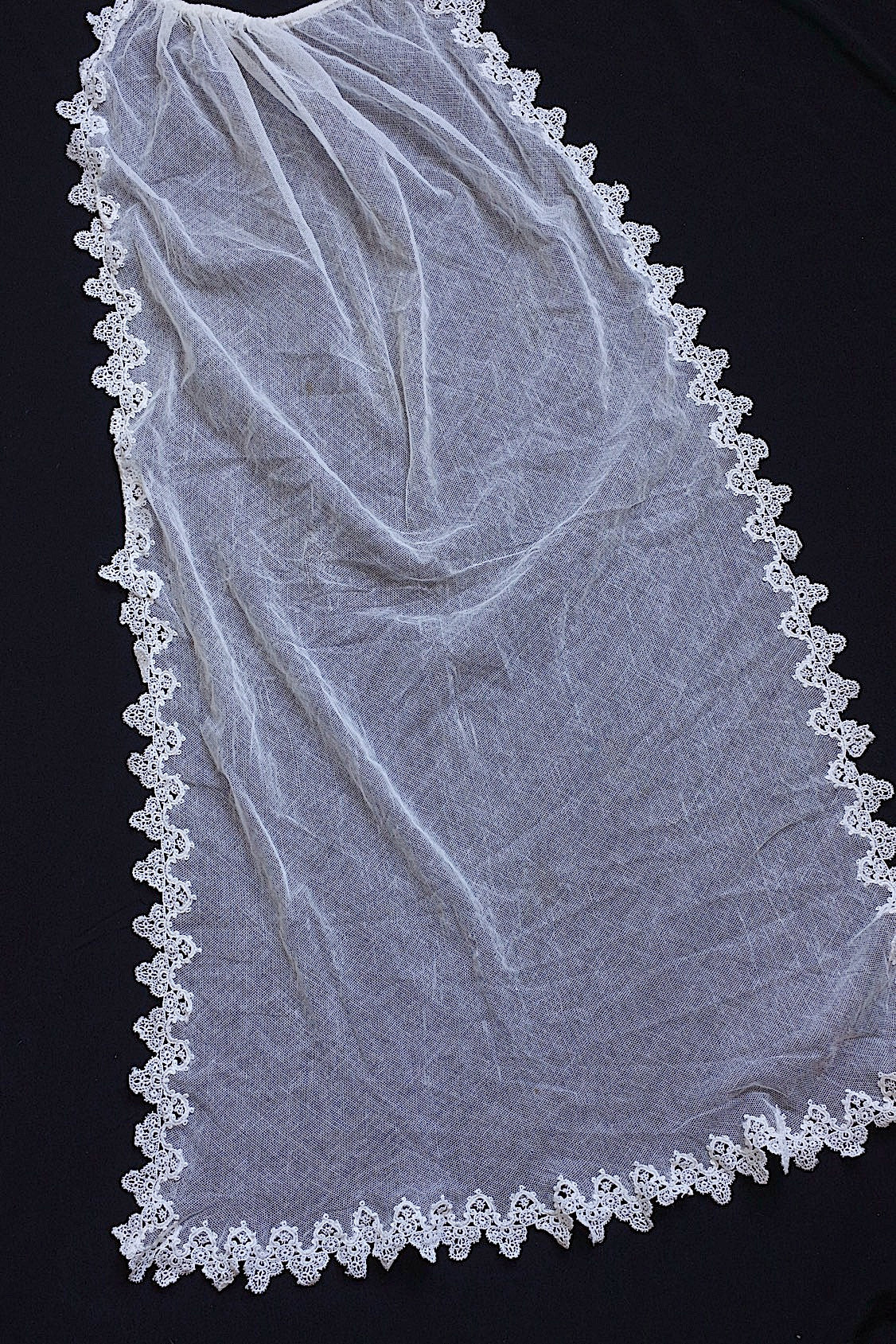 アンティークレース dentelle antique  刺繍クロス+ベール .FR a l'epoque