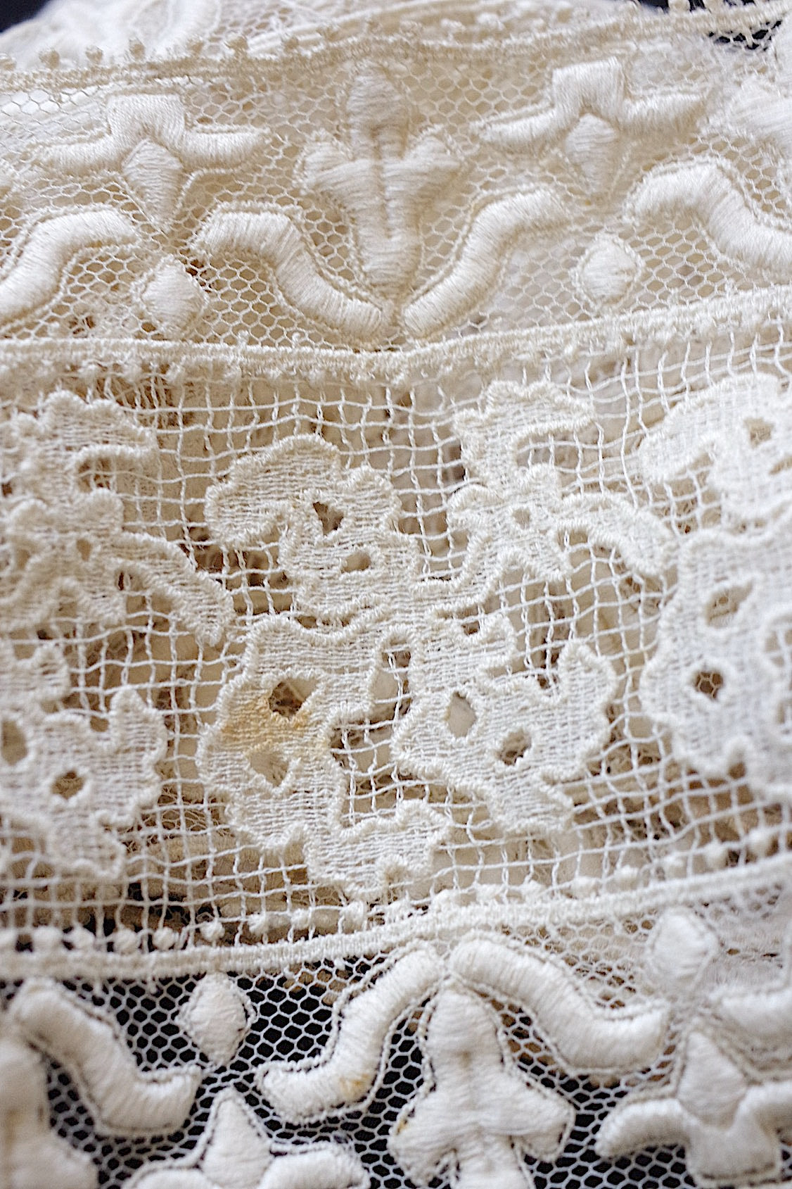 アンティークレース dentelle antique  297cm .FR a l'epoque