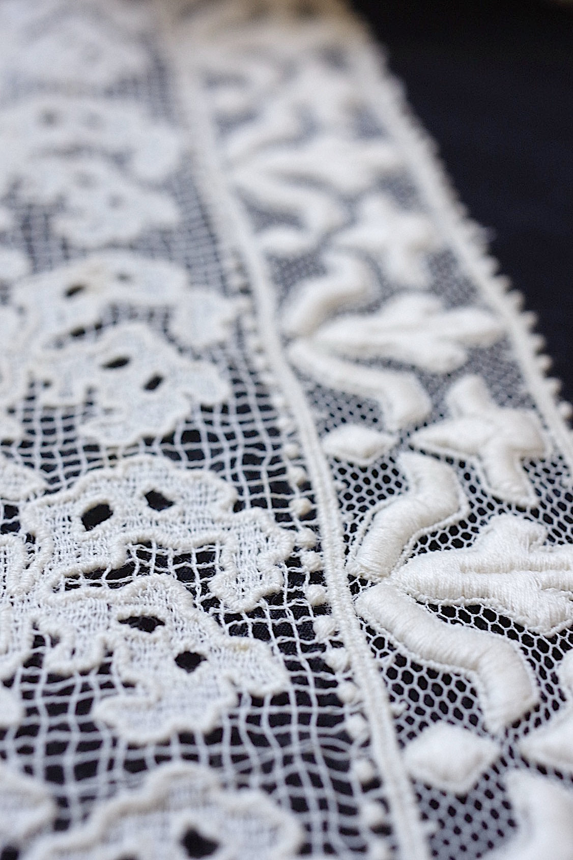 アンティークレース dentelle antique  297cm .FR a l'epoque