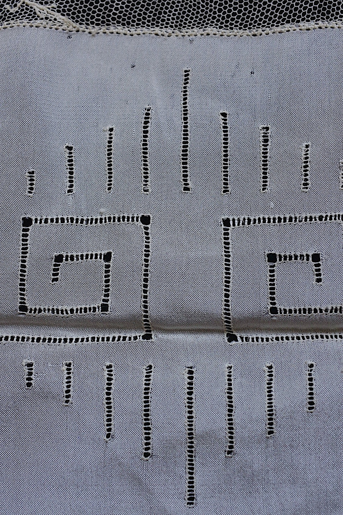 アンティークレース dentelle antique ホニトン ブリュクセルモチーフ .FR a l'epoque