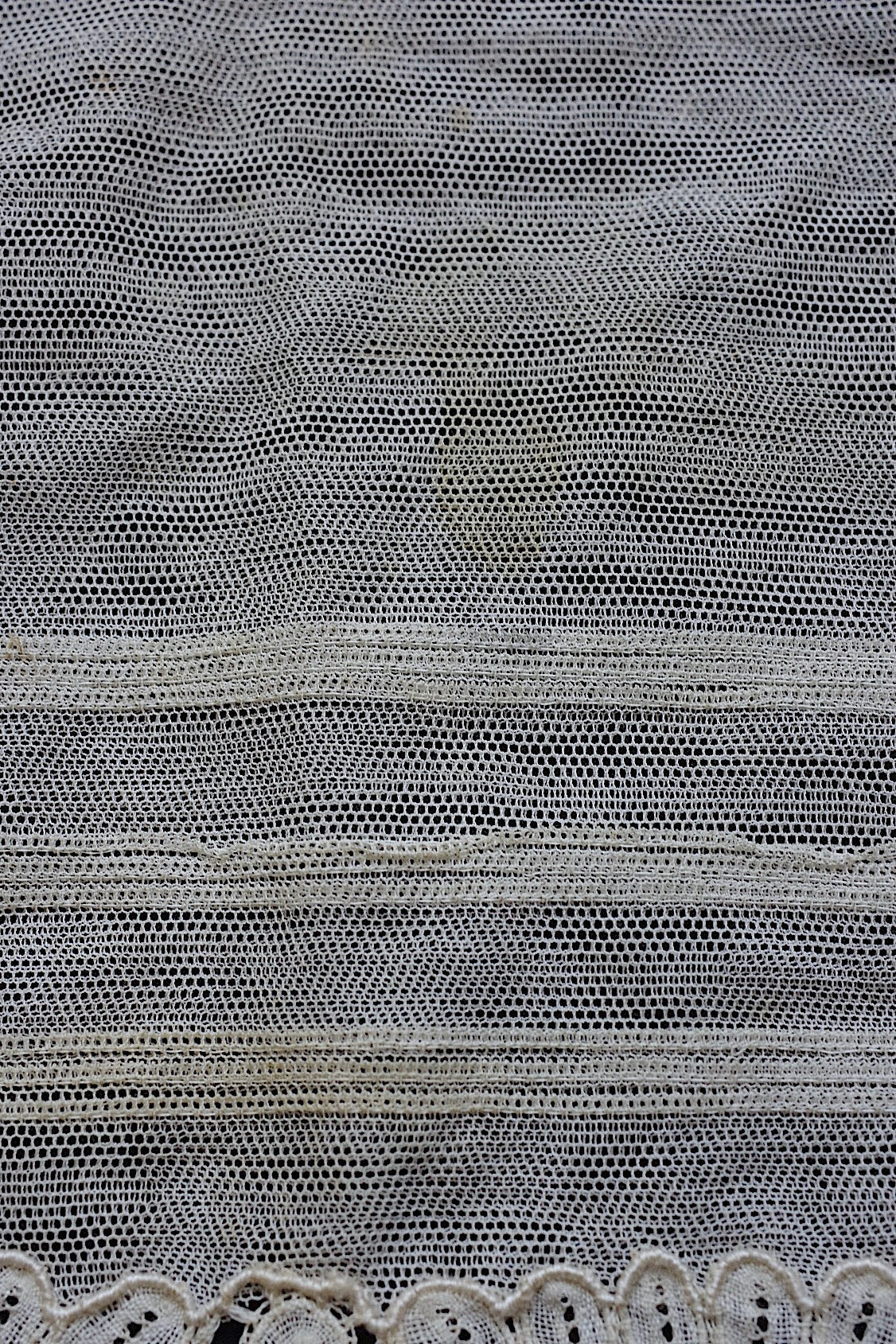 アンティークレース dentelle antique ホニトン ブリュクセルモチーフ .FR a l'epoque