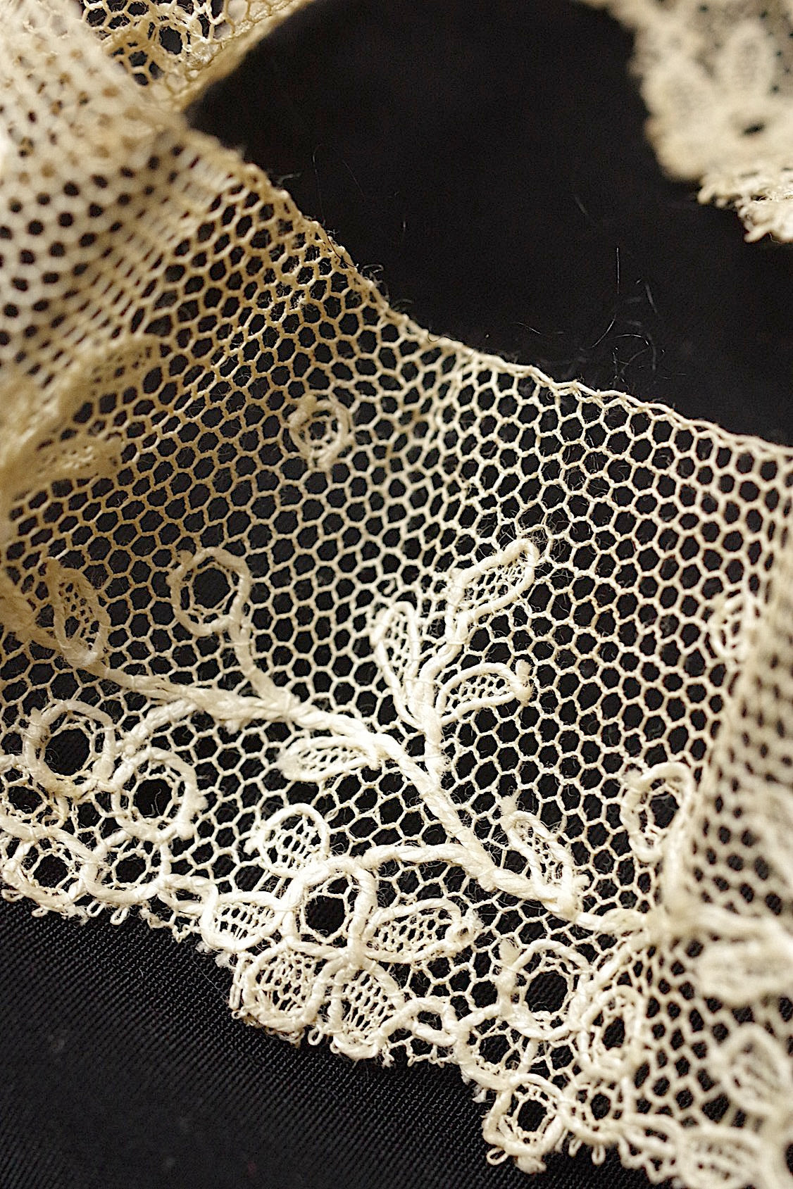 アンティークレース dentelle antique ハンカチ+94cm、90cm .FR a l'epoque