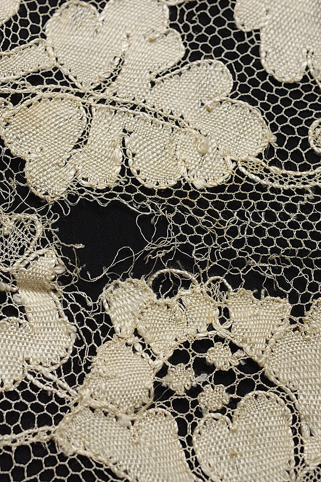 アンティークレース dentelle antique  ブロンド ショール .FR a l'epoque