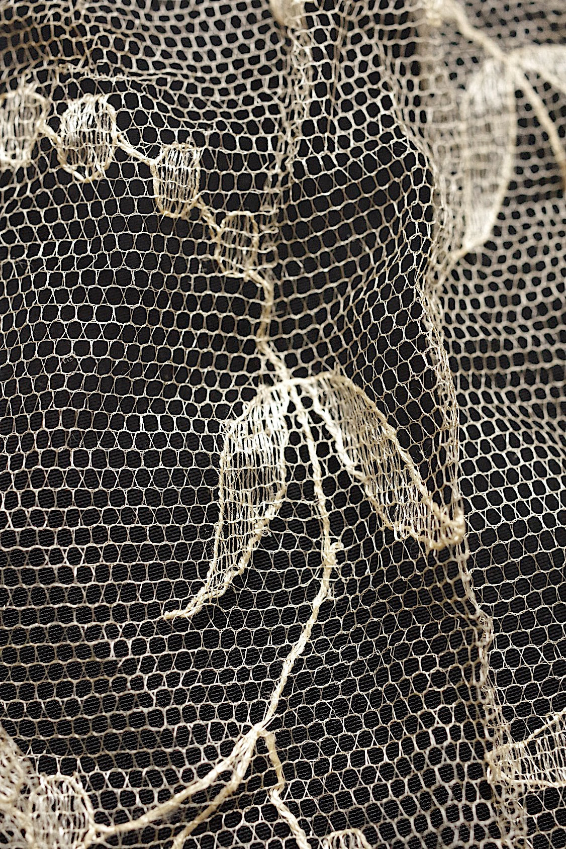 アンティークレース dentelle antique  シルクレース .FR a l'epoque