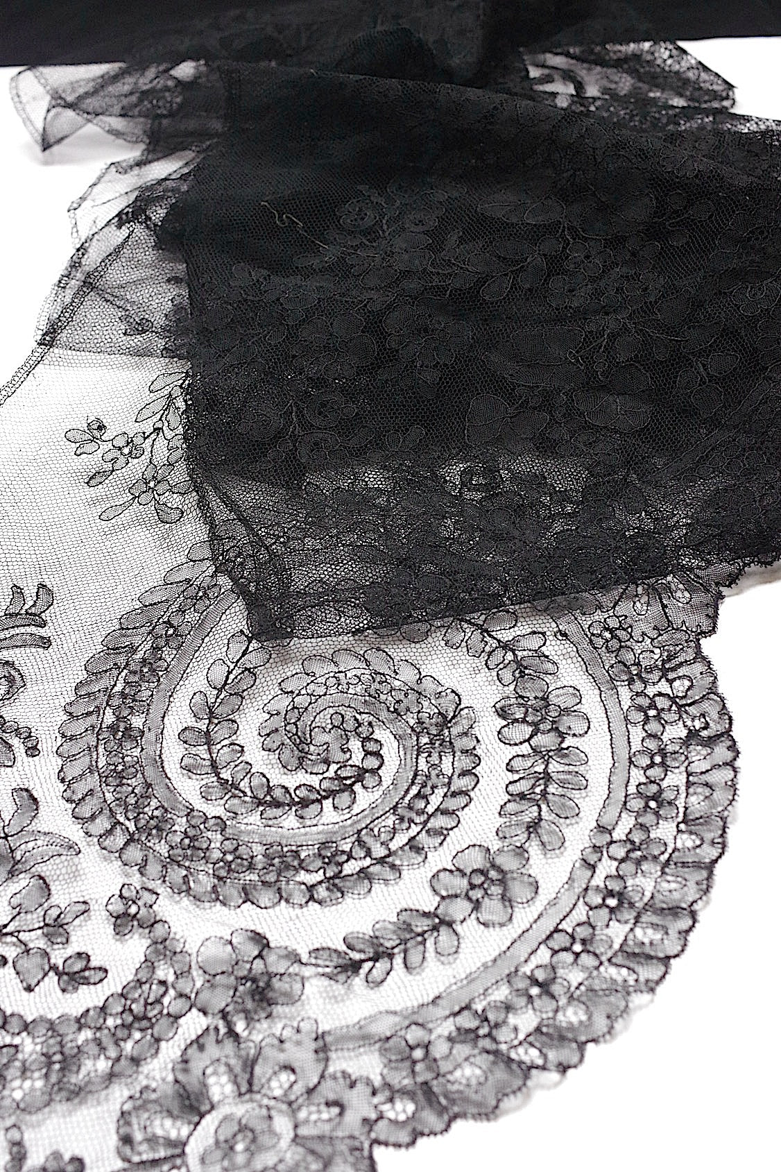 アンティークレース dentelle antique  シャンティイレース290cm  .FR a l'epoque