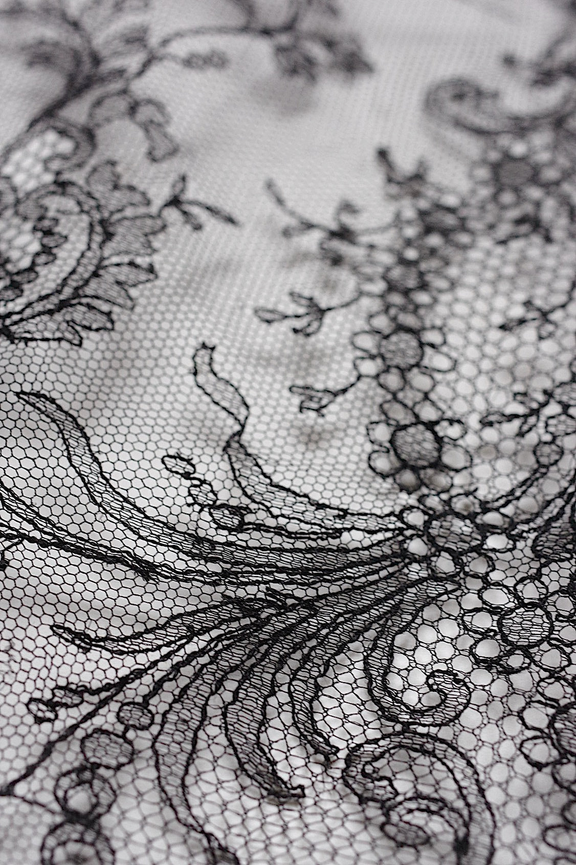 アンティークレース dentelle antique  シャンティイレース170cm  .FR a l'epoque