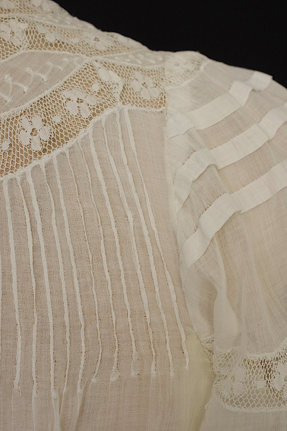 アンティーク古着 vêtement antique アンティーク刺繍 ブラウス .FR a l'epoque