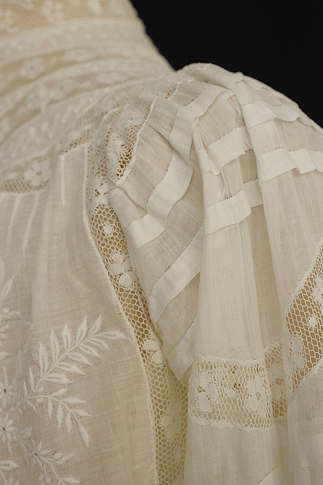 アンティーク古着 vêtement antique アンティーク刺繍 ブラウス .FR a l'epoque