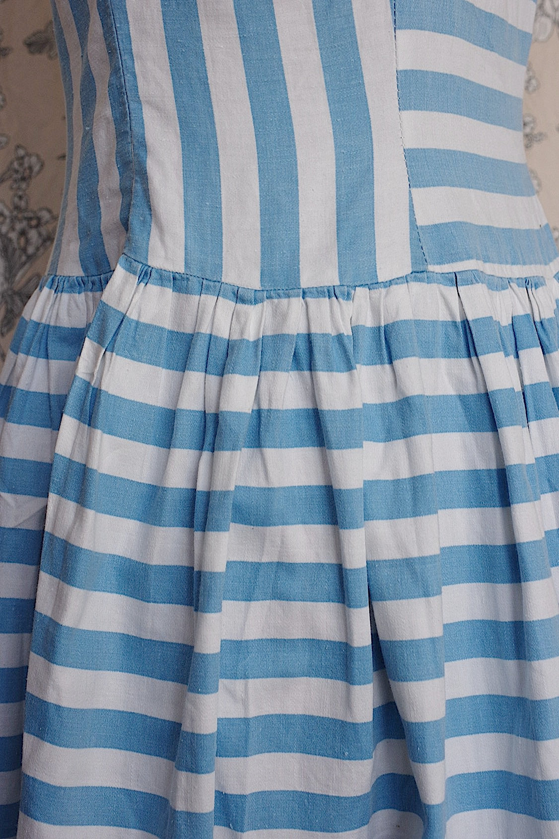 ヴィンテージ古着 vêtement vintage ヴィンテージワンピース  .FR a l'epoque