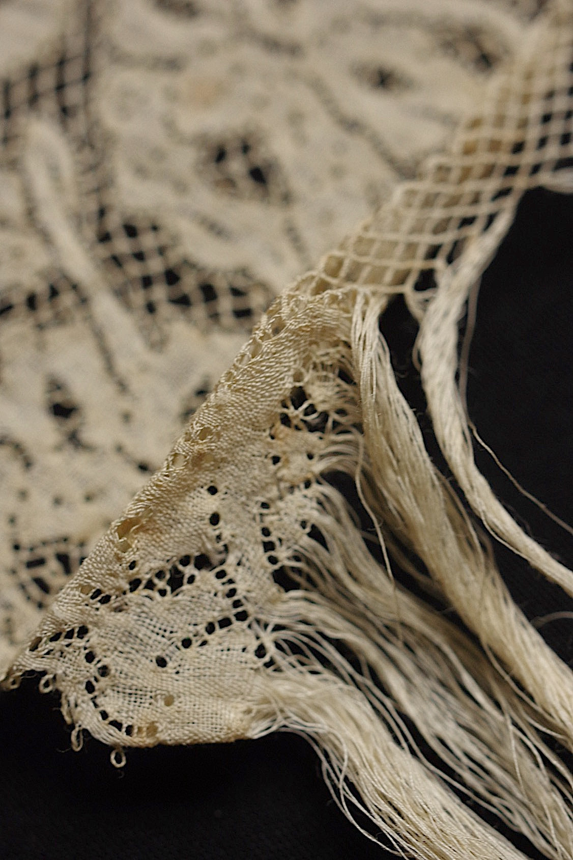 アンティークレース dentelle antique 483cm 63cm .FR a l'epoque