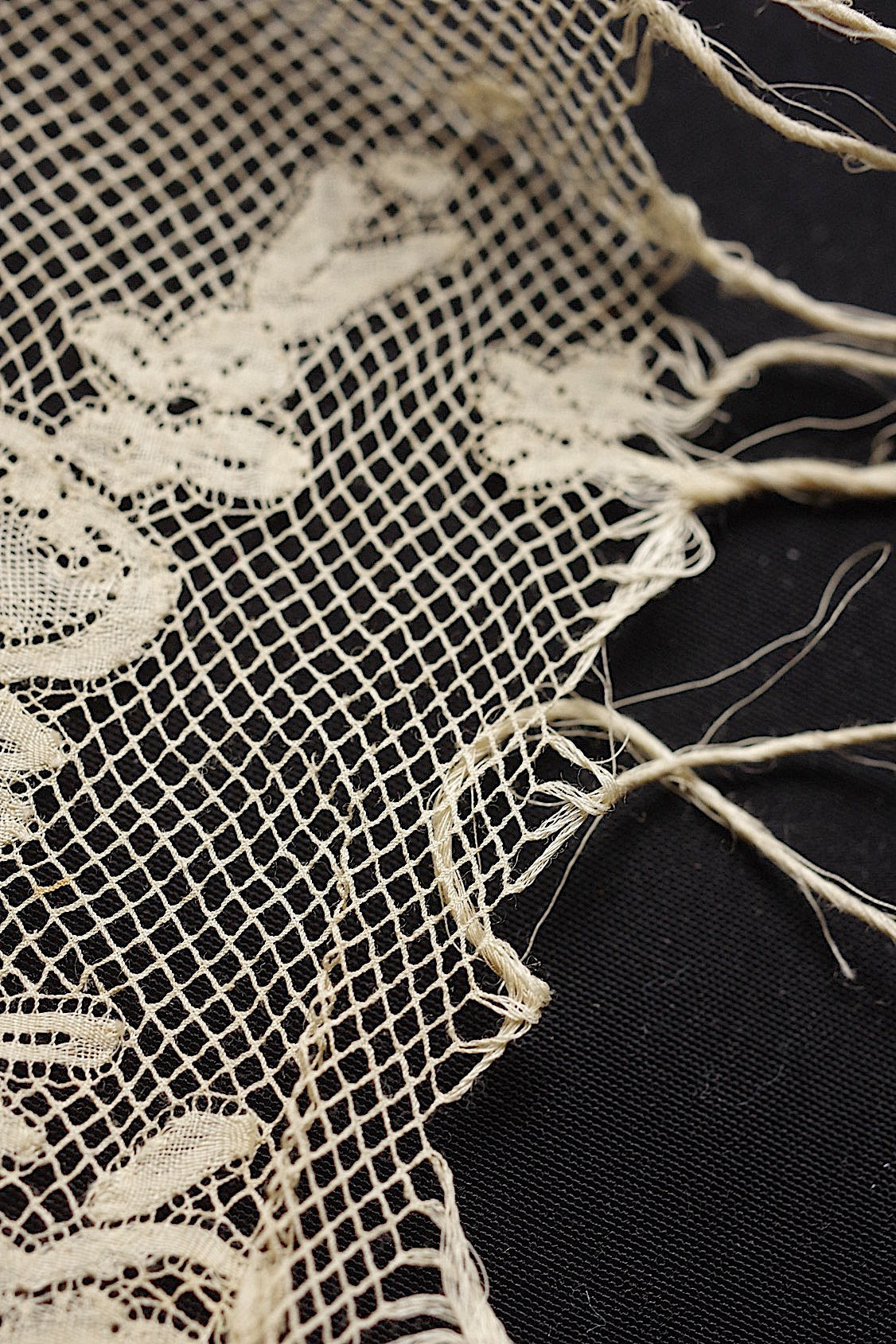 アンティークレース dentelle antique 483cm 63cm .FR a l'epoque