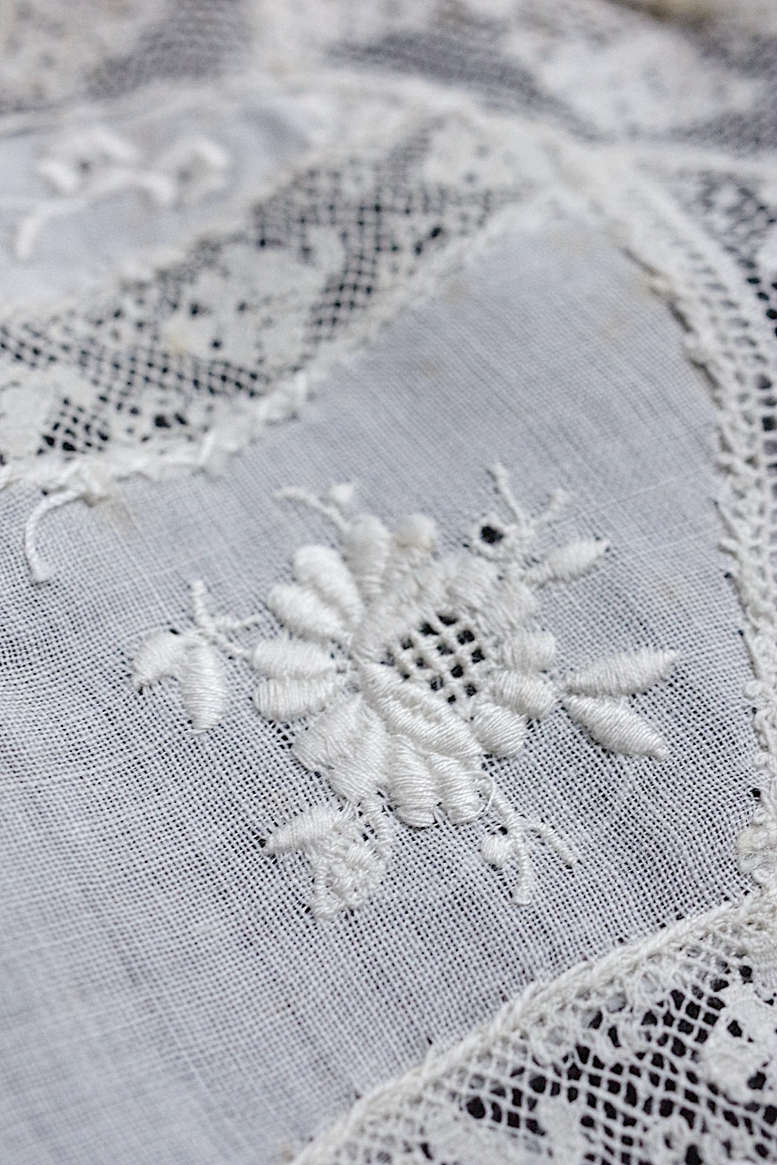 アンティークレース dentelle antique napperon 12pieces .FR a l'epoque