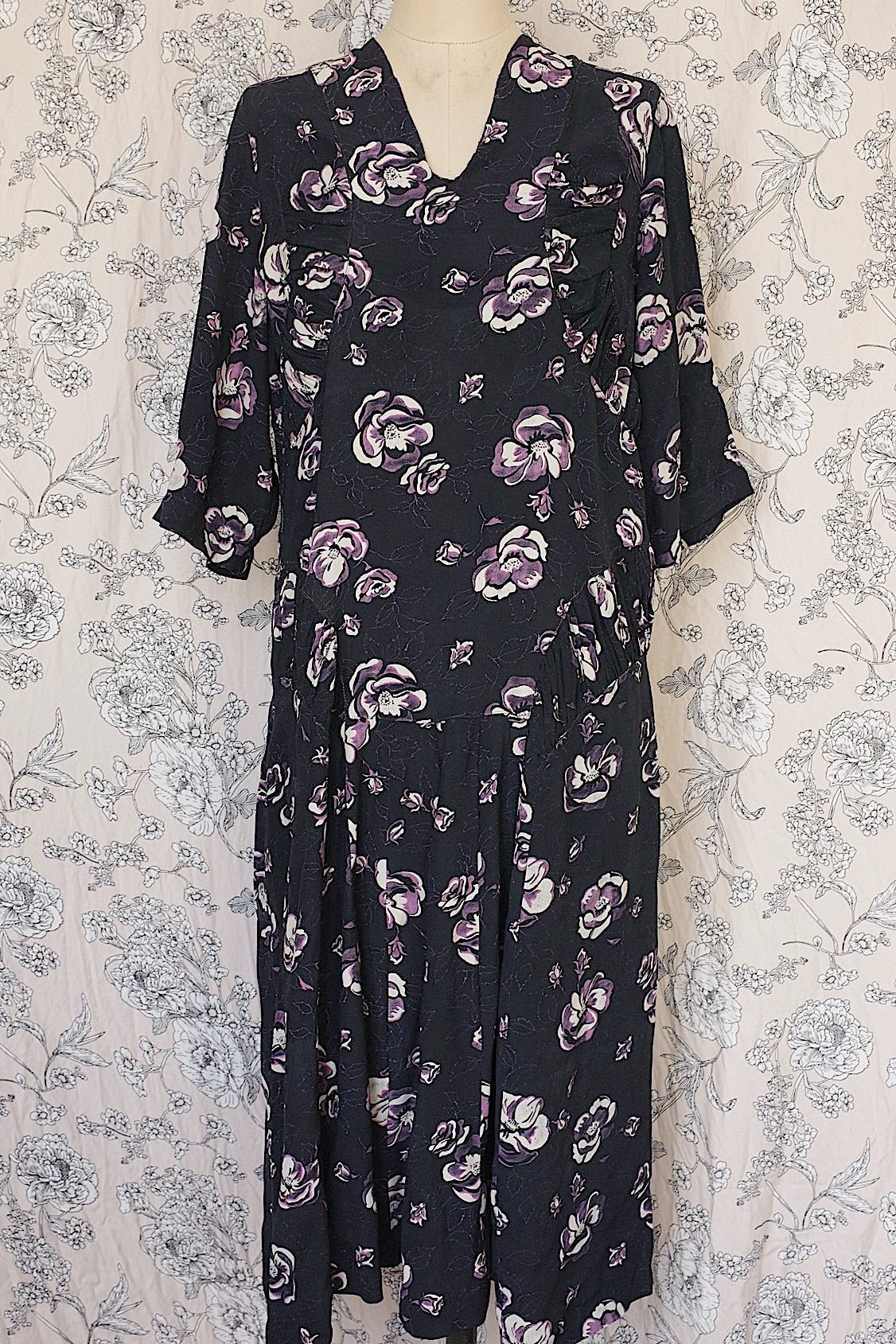 アンティークワンピース vêtement antique robe .FR a l'epoque