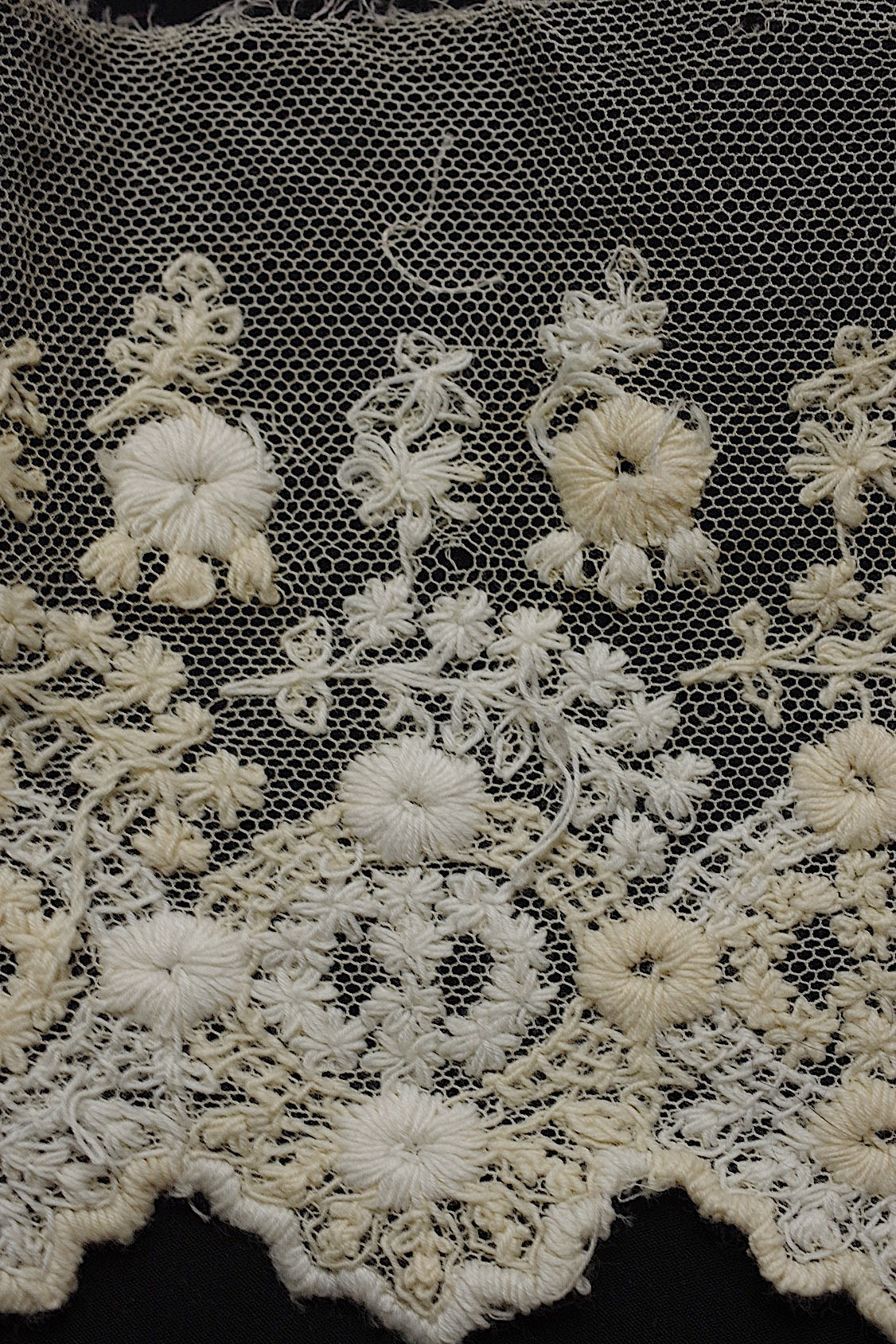 アンティークレース dentelle antique 73cm+100cm .FR a l'epoque