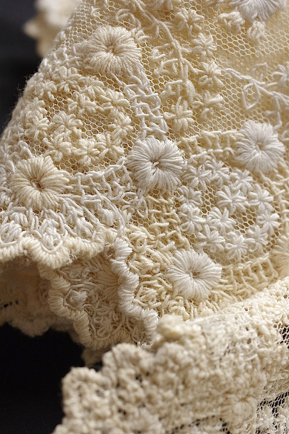 アンティークレース dentelle antique 170cm+210cm .FR a l'epoque