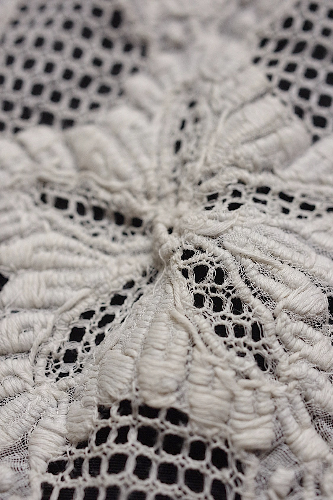 アンティークレース dentelle antique 刺繍クロス 素材用 .FR a l'epoque