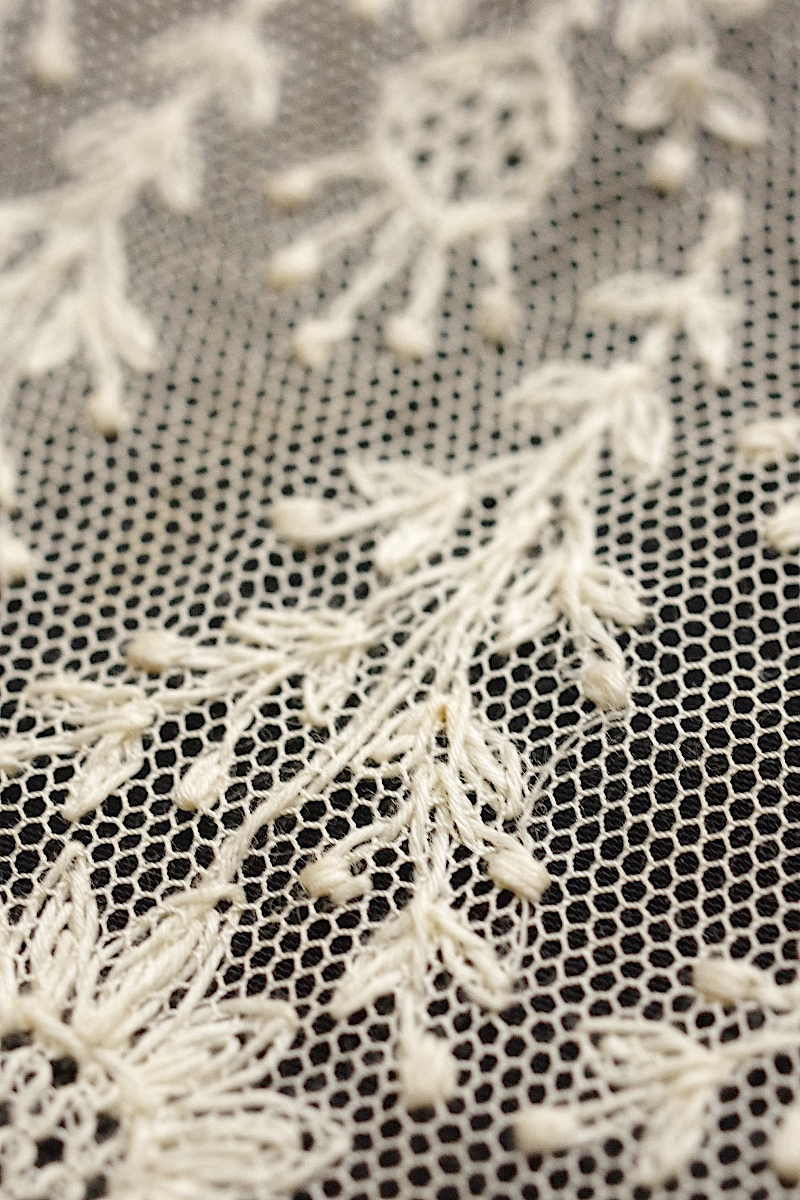 アンティークレース dentelle antique 286cm .FR a l'epoque