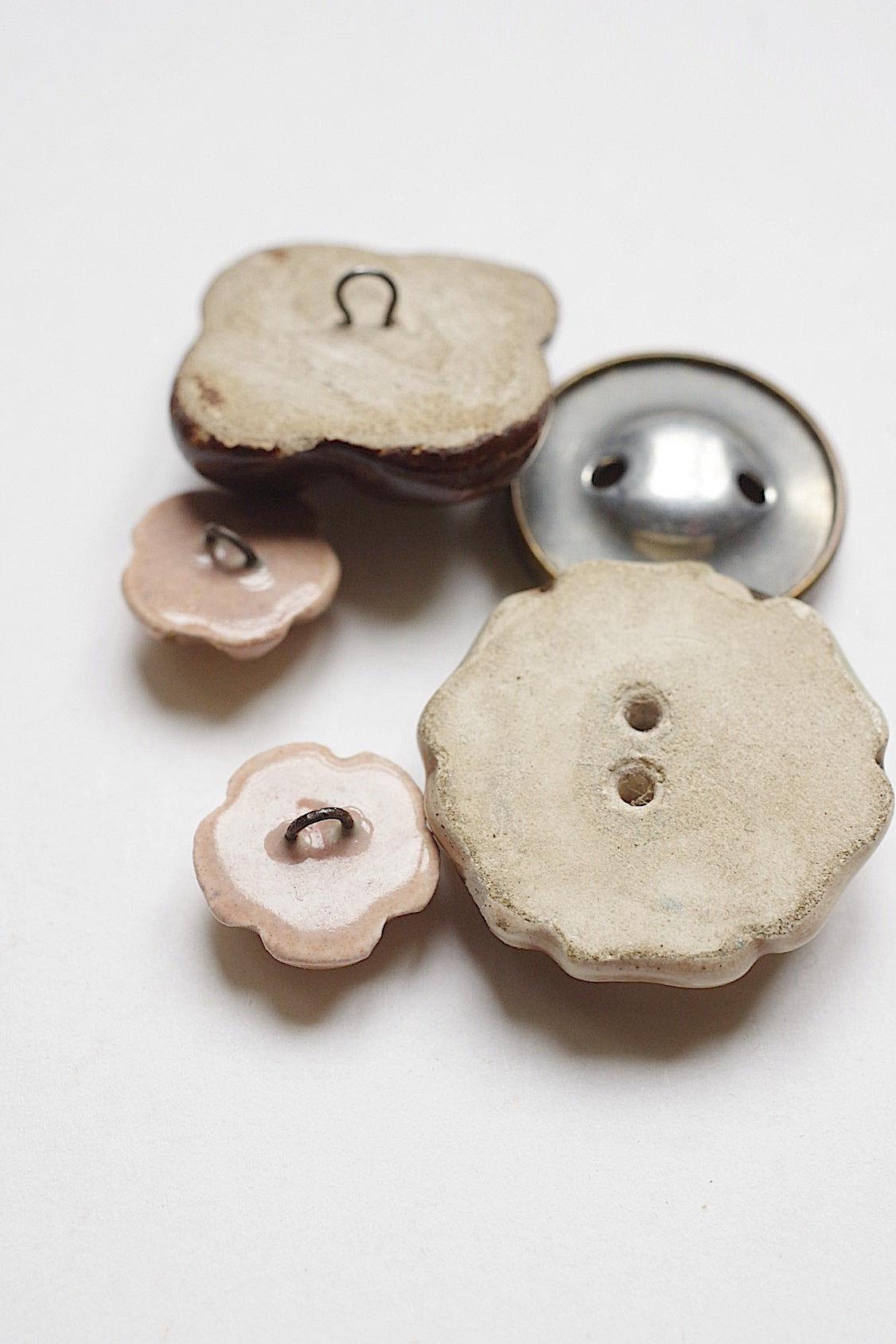 アンティークボタン boutons antique .FR a l'epoque