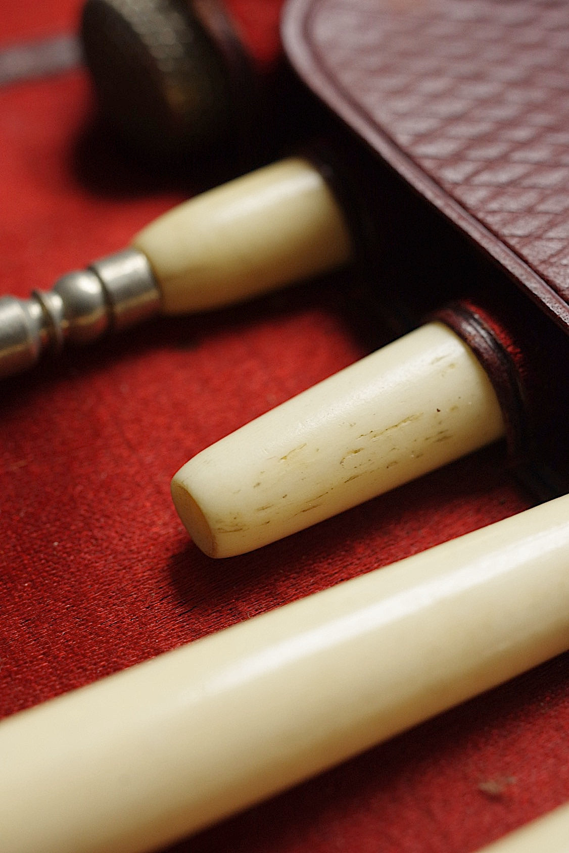 アンティーク裁縫プチバッグ necessaire antique .FR a l'epoque