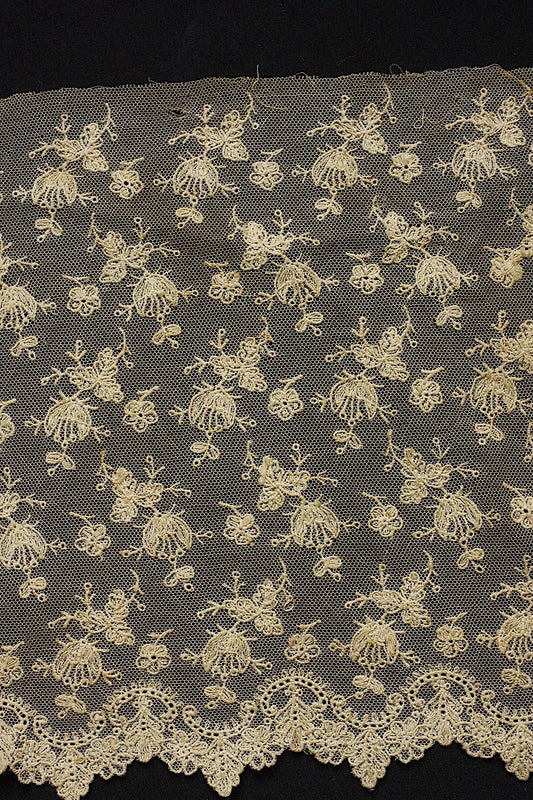 アンティークレース dentelle antique 196cm .FR a l'epoque