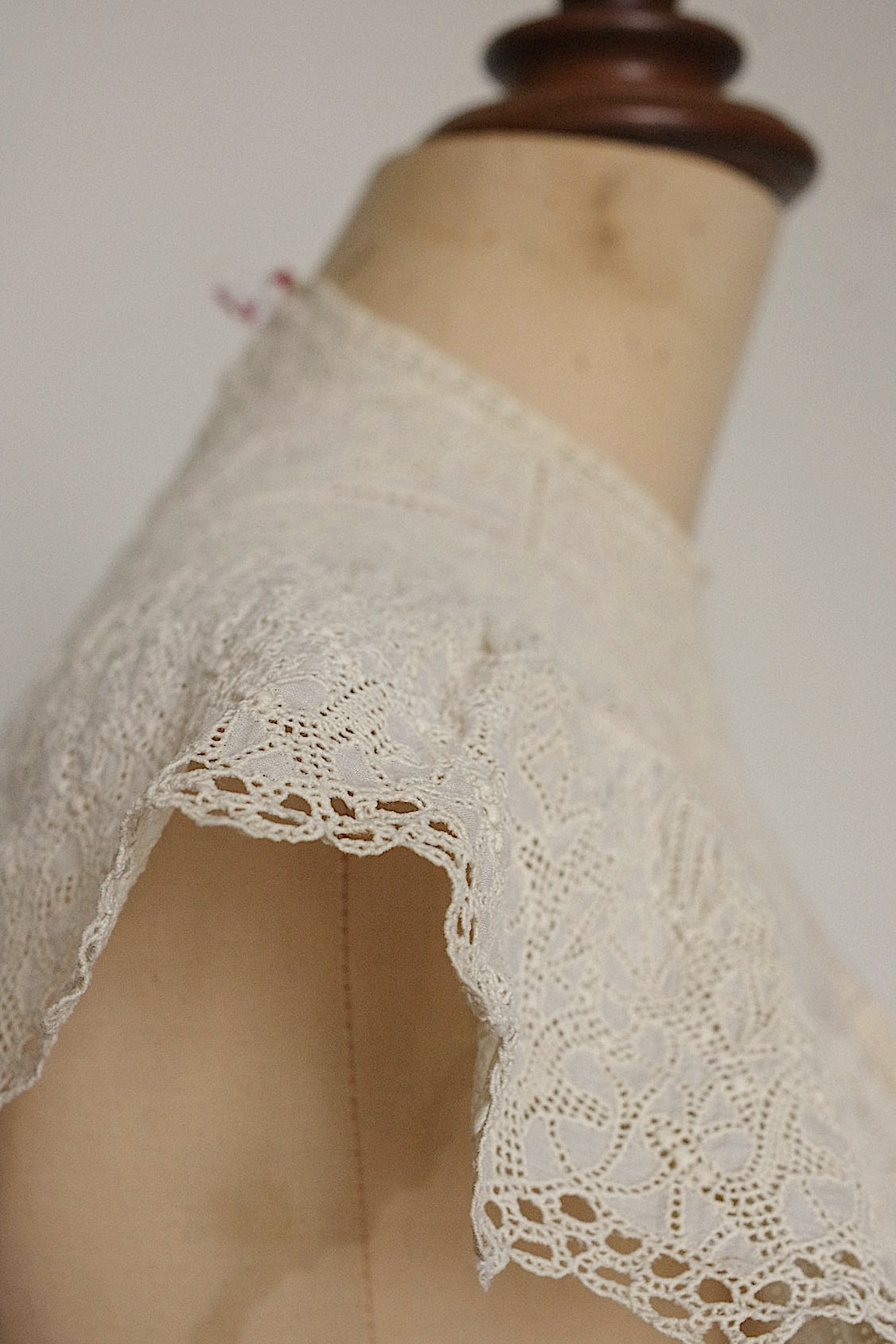 アンティークレース  dentelle antique  襟 .FR a l'epoque