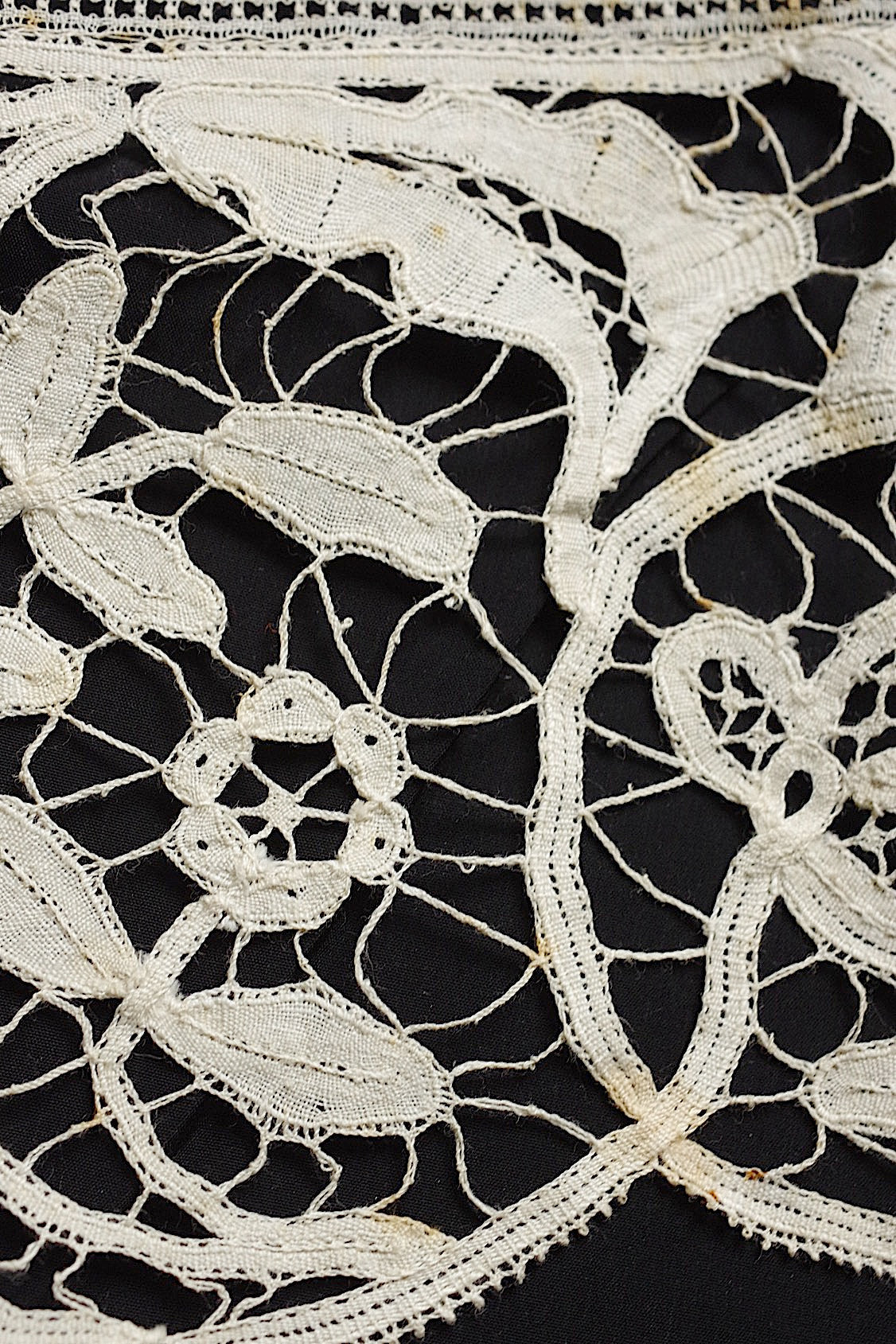 アンティークレース  dentelle antique  214cm .FR a l'epoque